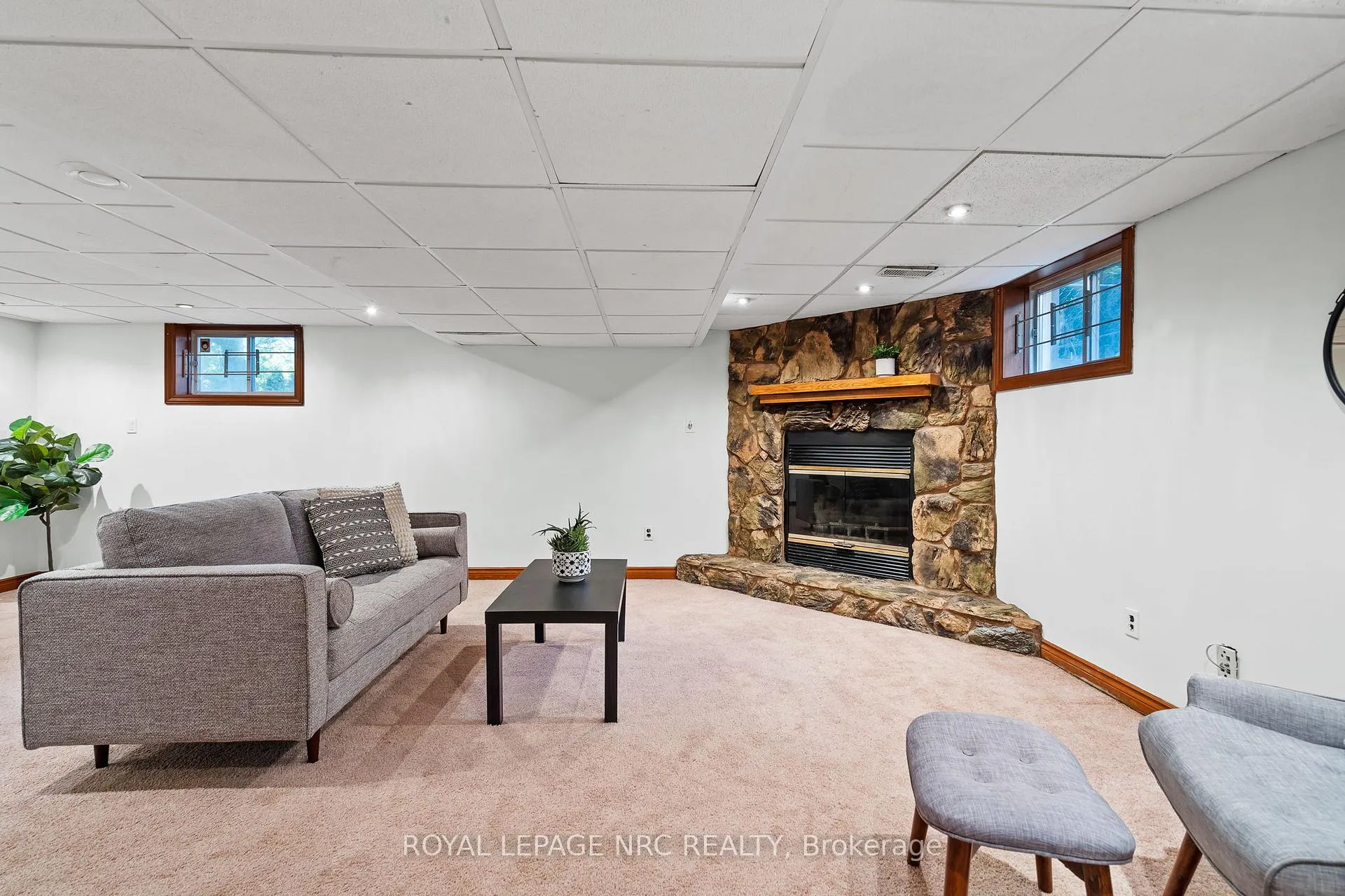 Photo 19 of 3 Gardiner Place, St. Catharines, Downtown — HOMEH