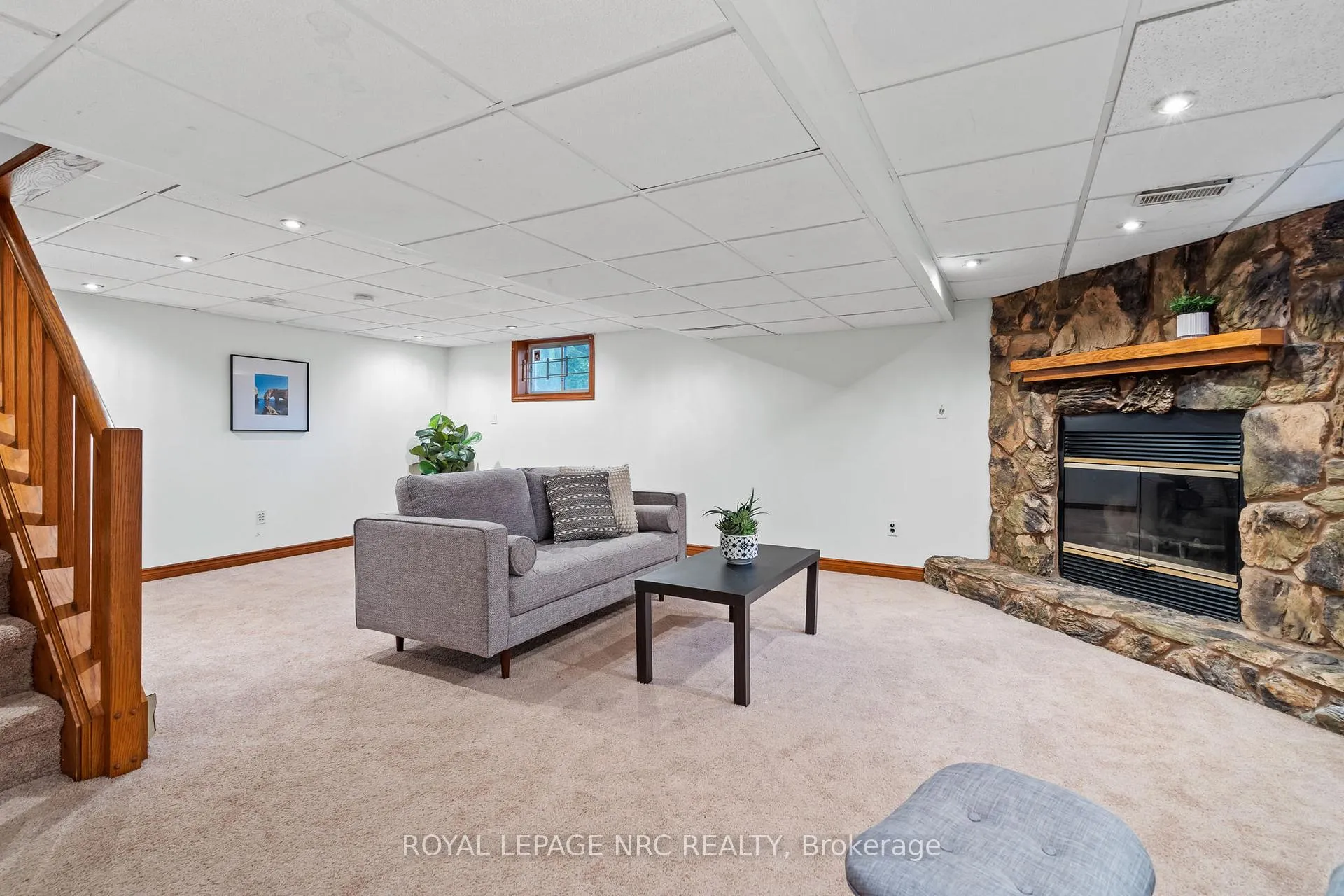Photo 20 of 3 Gardiner Place, St. Catharines, Downtown — HOMEH