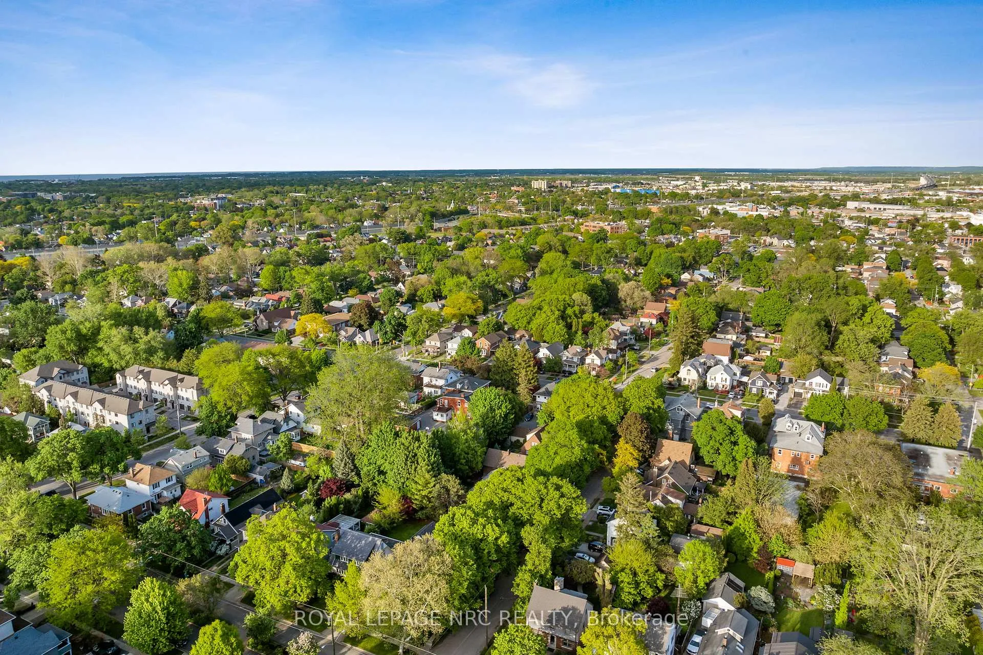 Photo 41 of 3 Gardiner Place, St. Catharines, Downtown — HOMEH
