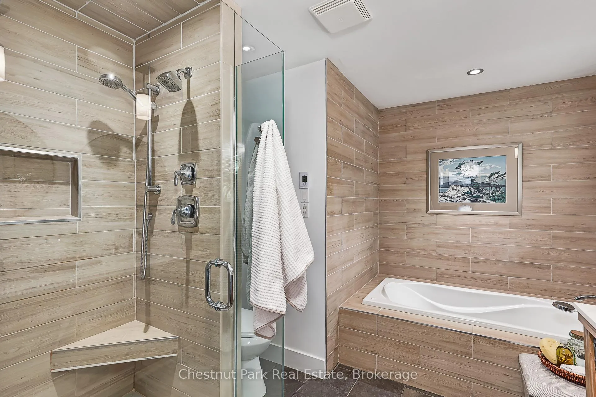 Photo 20 of 119 Hillcrest Drive, Blue Mountains — HOMEH