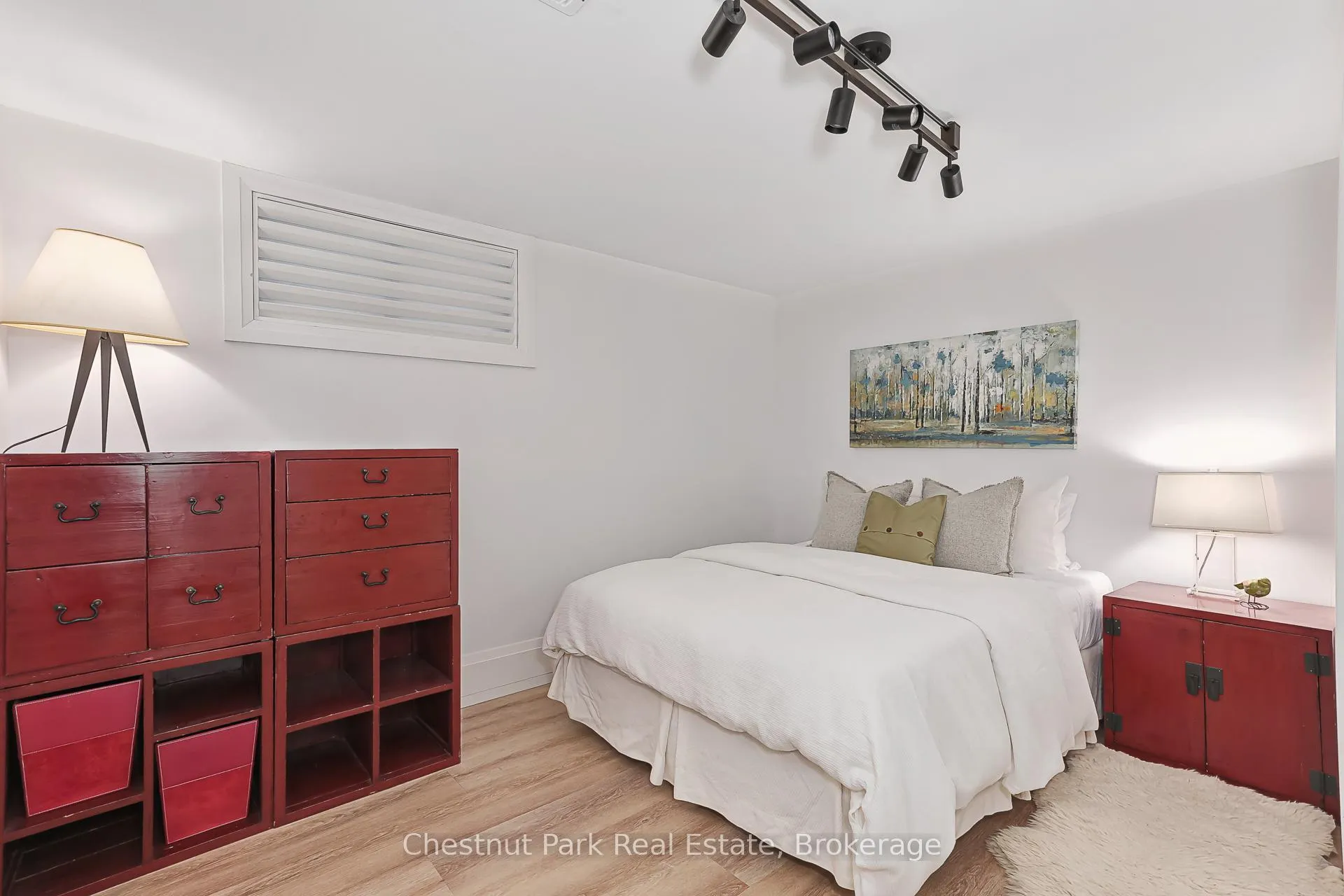 Photo 32 of 119 Hillcrest Drive, Blue Mountains — HOMEH