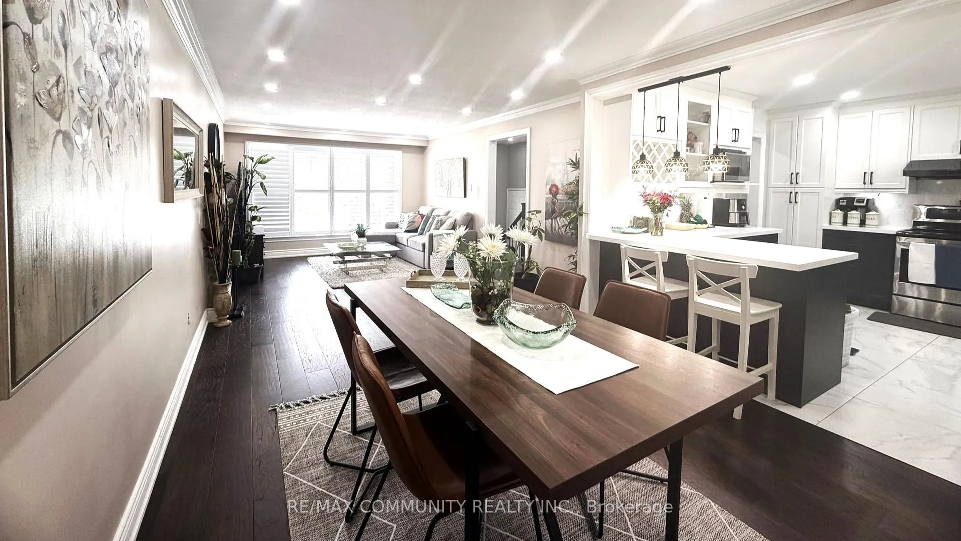 Photo 3 of 4396 Lawrence Avenue E, Scarborough, West Hill — HOMEH