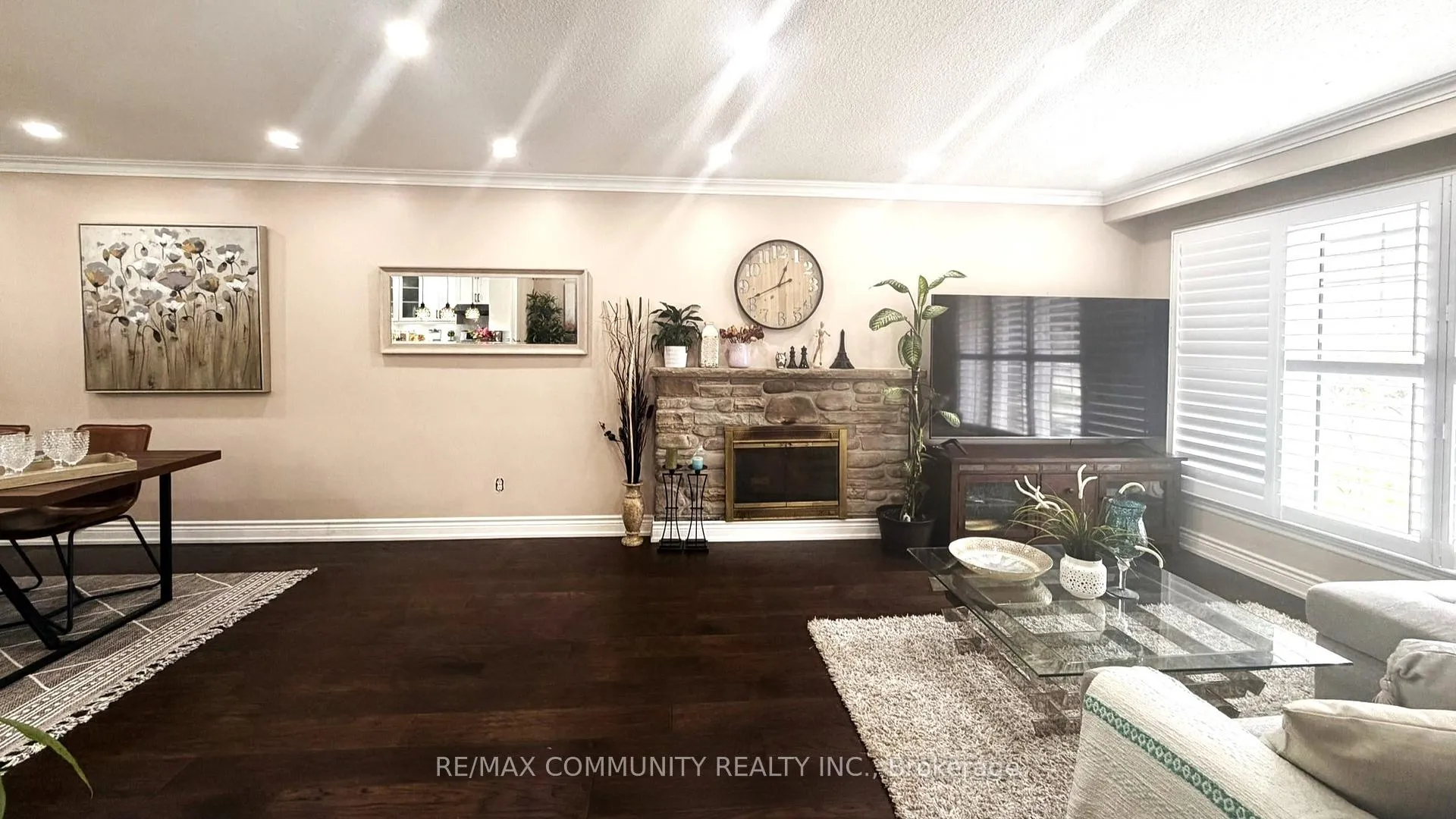 Photo 9 of 4396 Lawrence Avenue E, Scarborough, West Hill — HOMEH