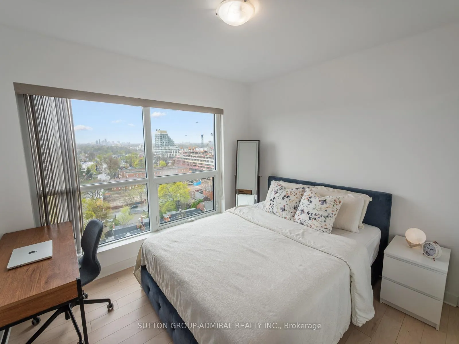 Photo 15 of Unit 1202, 58 Orchard View Boulevard, Toronto, Yonge-Eglinton — HOMEH