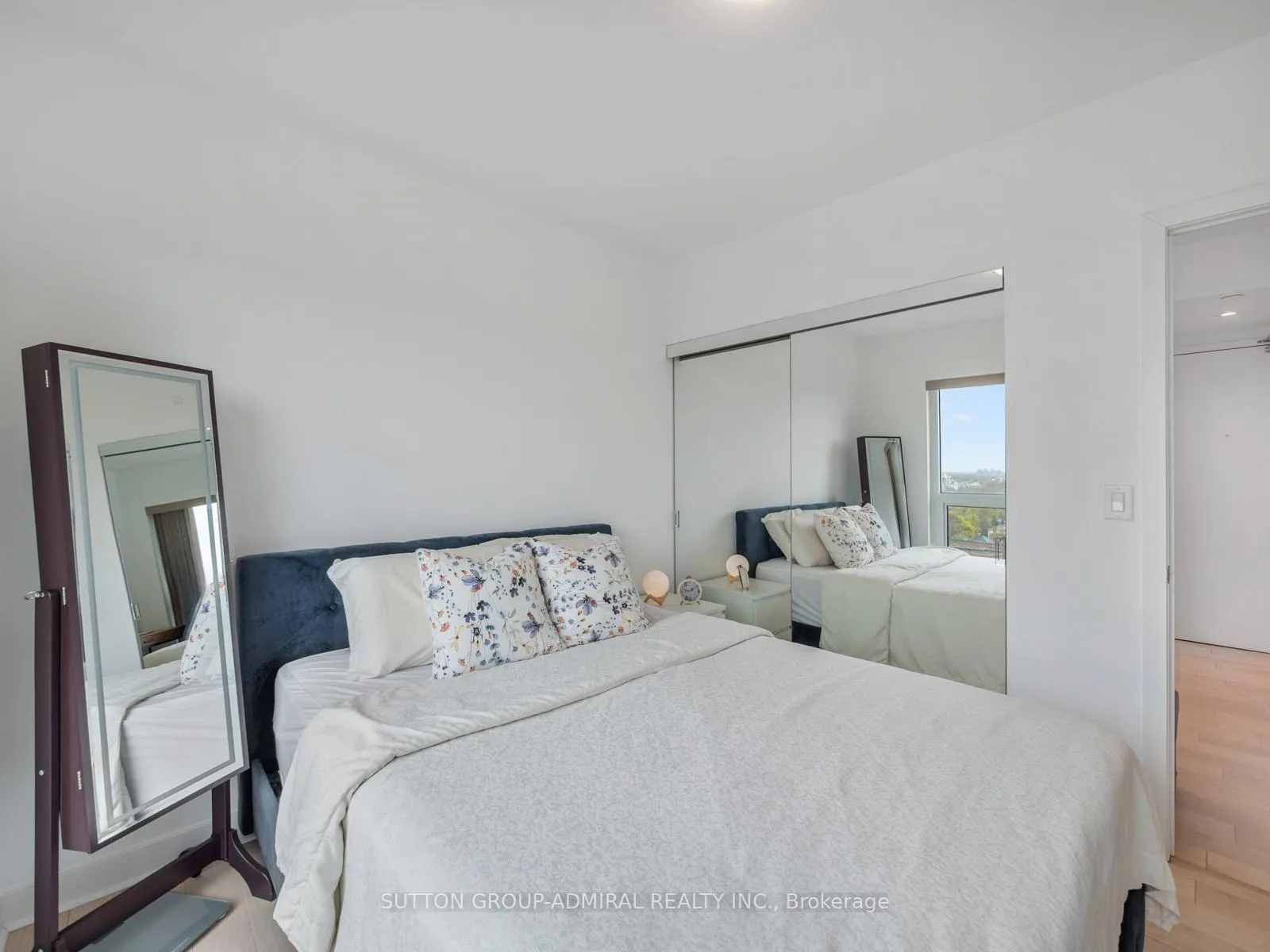 Photo 16 of Unit 1202, 58 Orchard View Boulevard, Toronto, Yonge-Eglinton — HOMEH