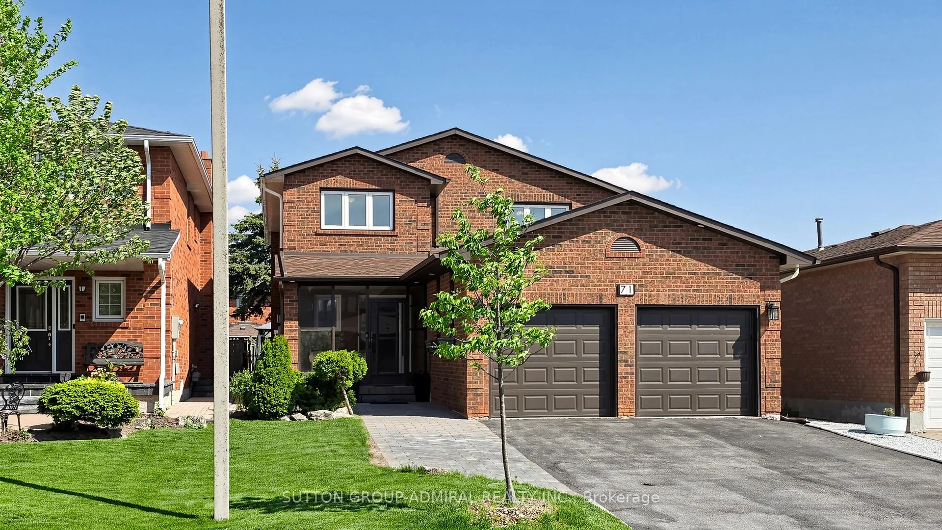 Photo 1 of 71 Oliver Lane, Vaughan, Maple — HOMEH