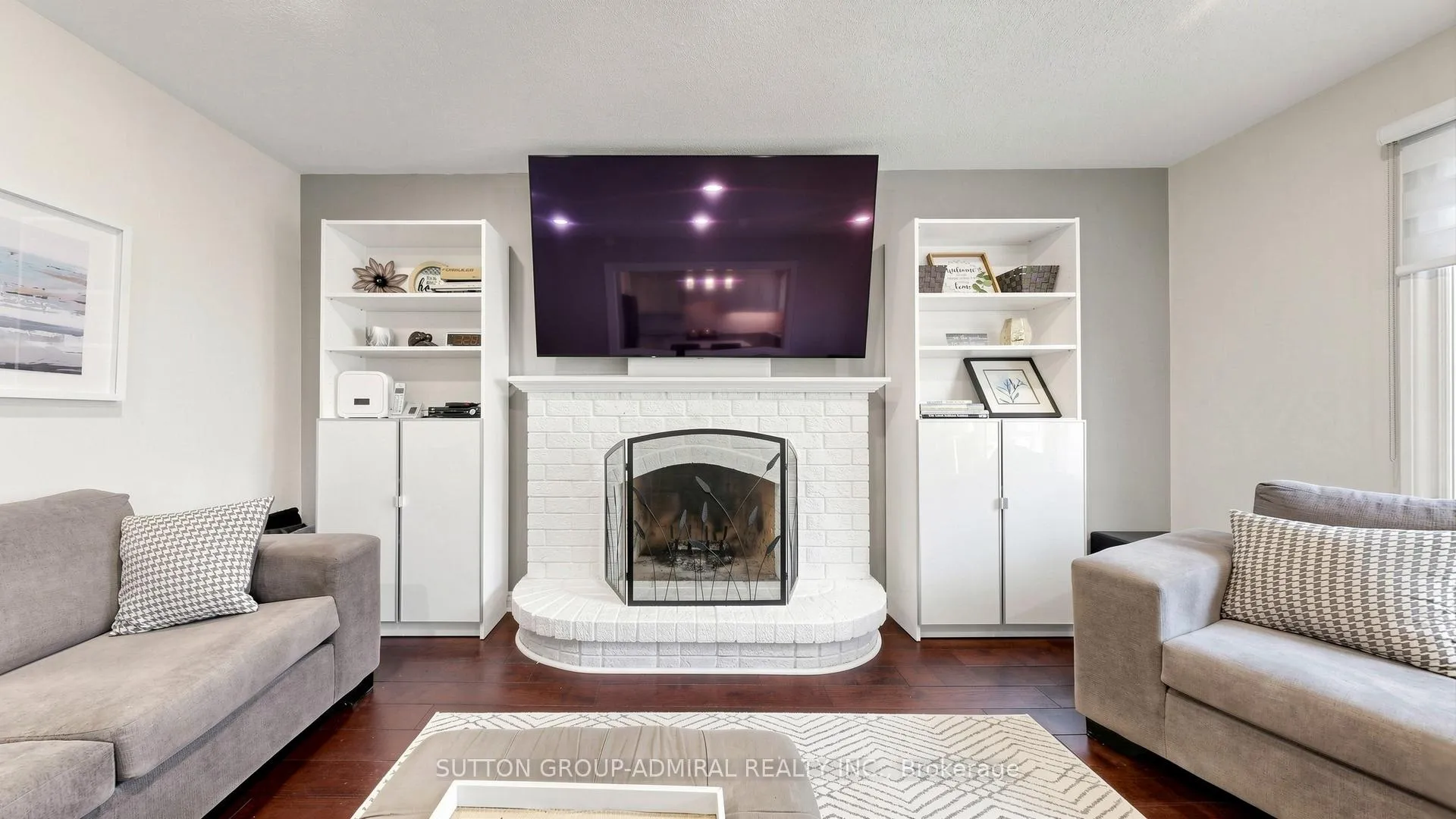 Photo 9 of 71 Oliver Lane, Vaughan, Maple — HOMEH