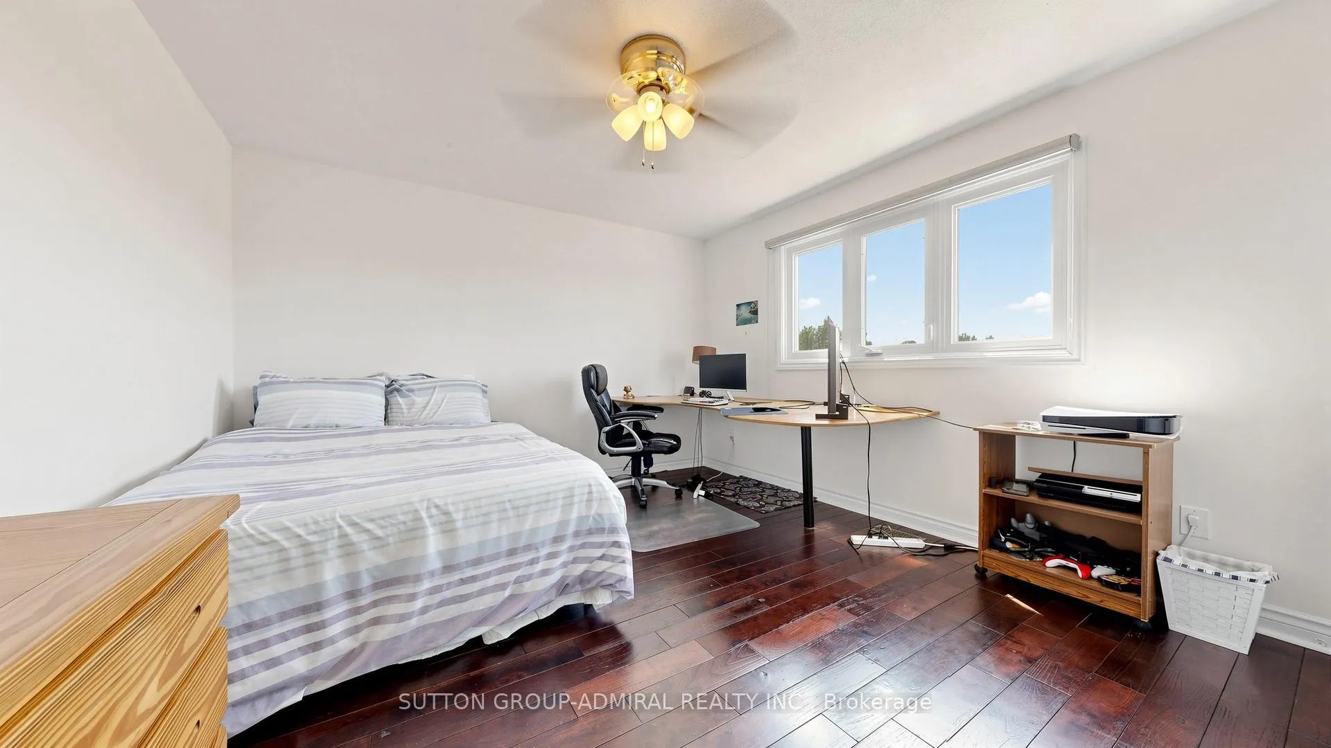 Photo 33 of 71 Oliver Lane, Vaughan, Maple — HOMEH