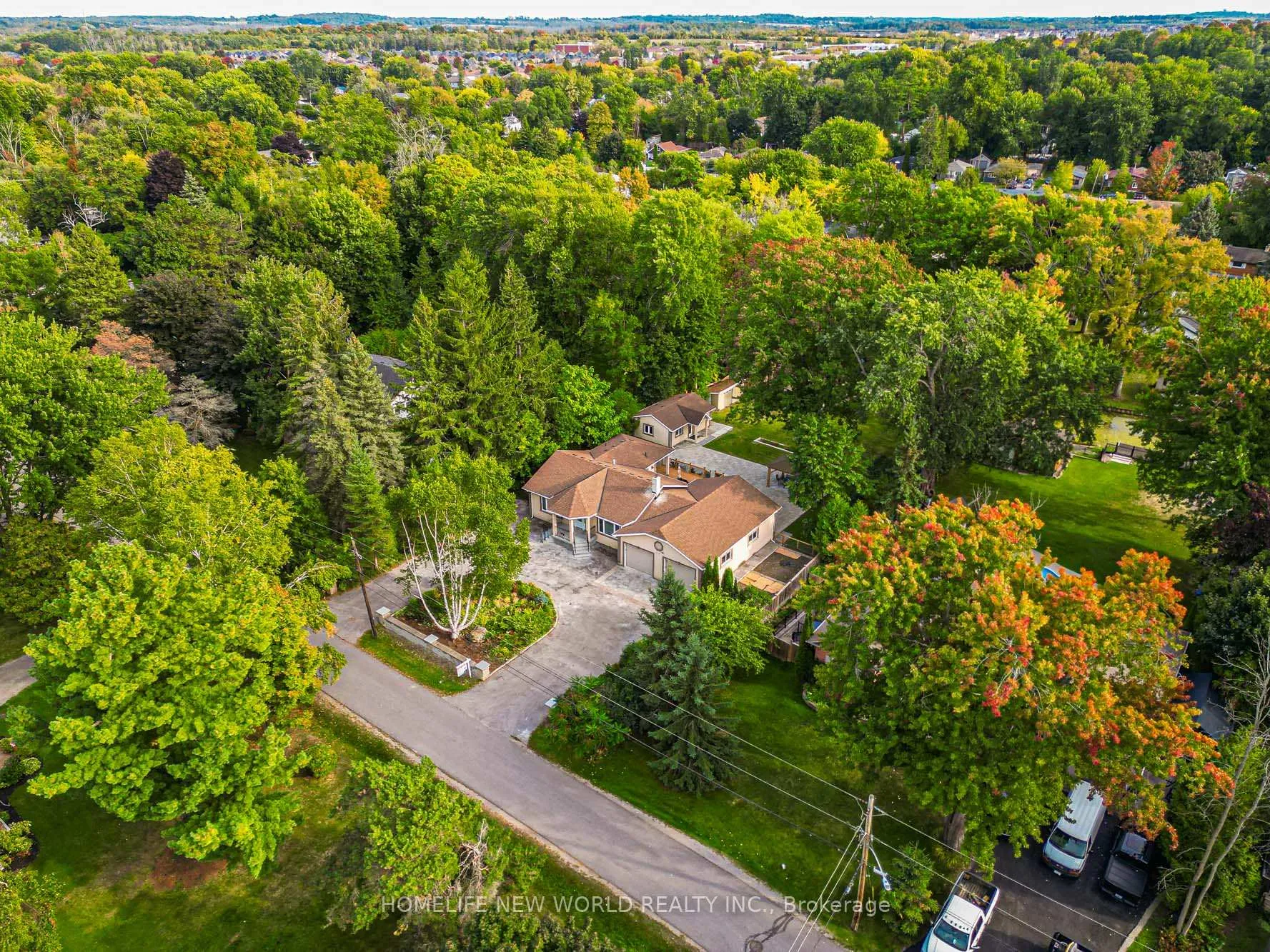 Photo of 215 Willow Drive
