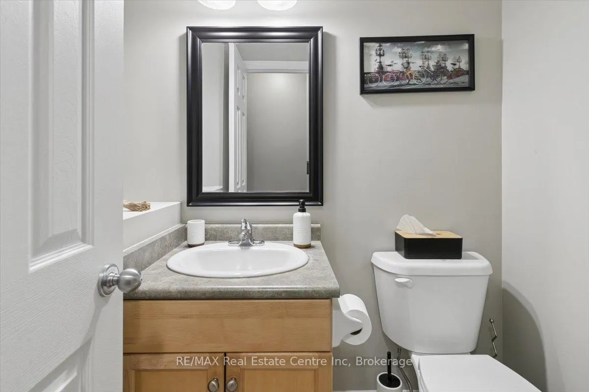 Photo 17 of 4 Marsh Crescent, Guelph, Pineridge/Westminster Woods — HOMEH