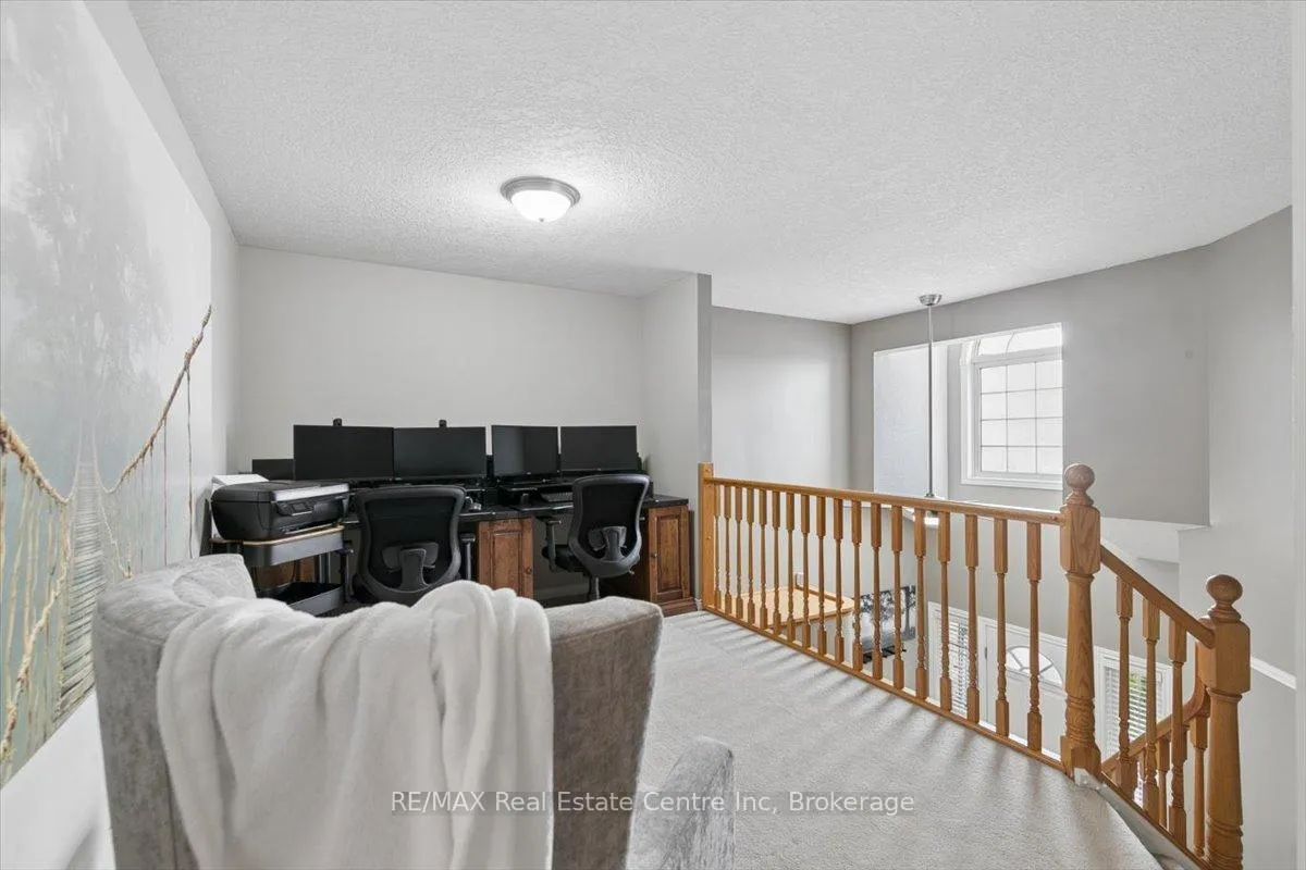 Photo 21 of 4 Marsh Crescent, Guelph, Pineridge/Westminster Woods — HOMEH