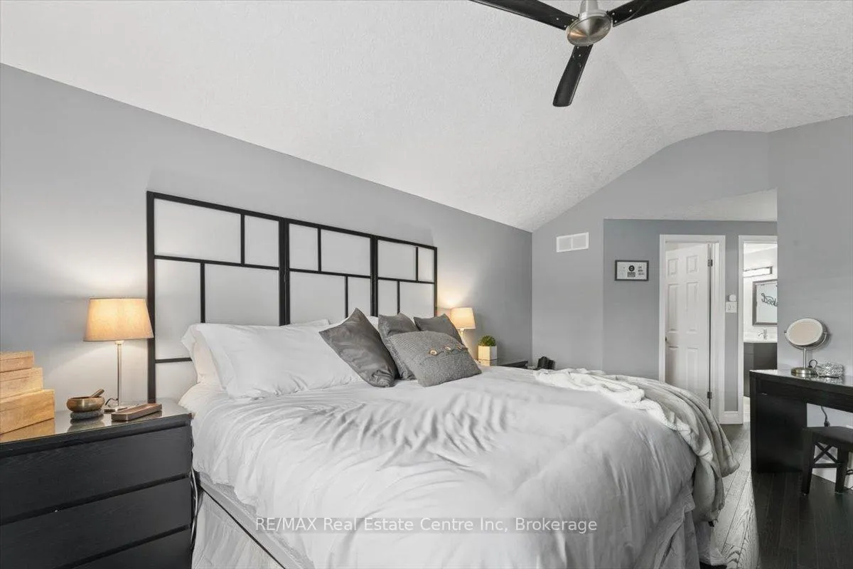 Photo 22 of 4 Marsh Crescent, Guelph, Pineridge/Westminster Woods — HOMEH