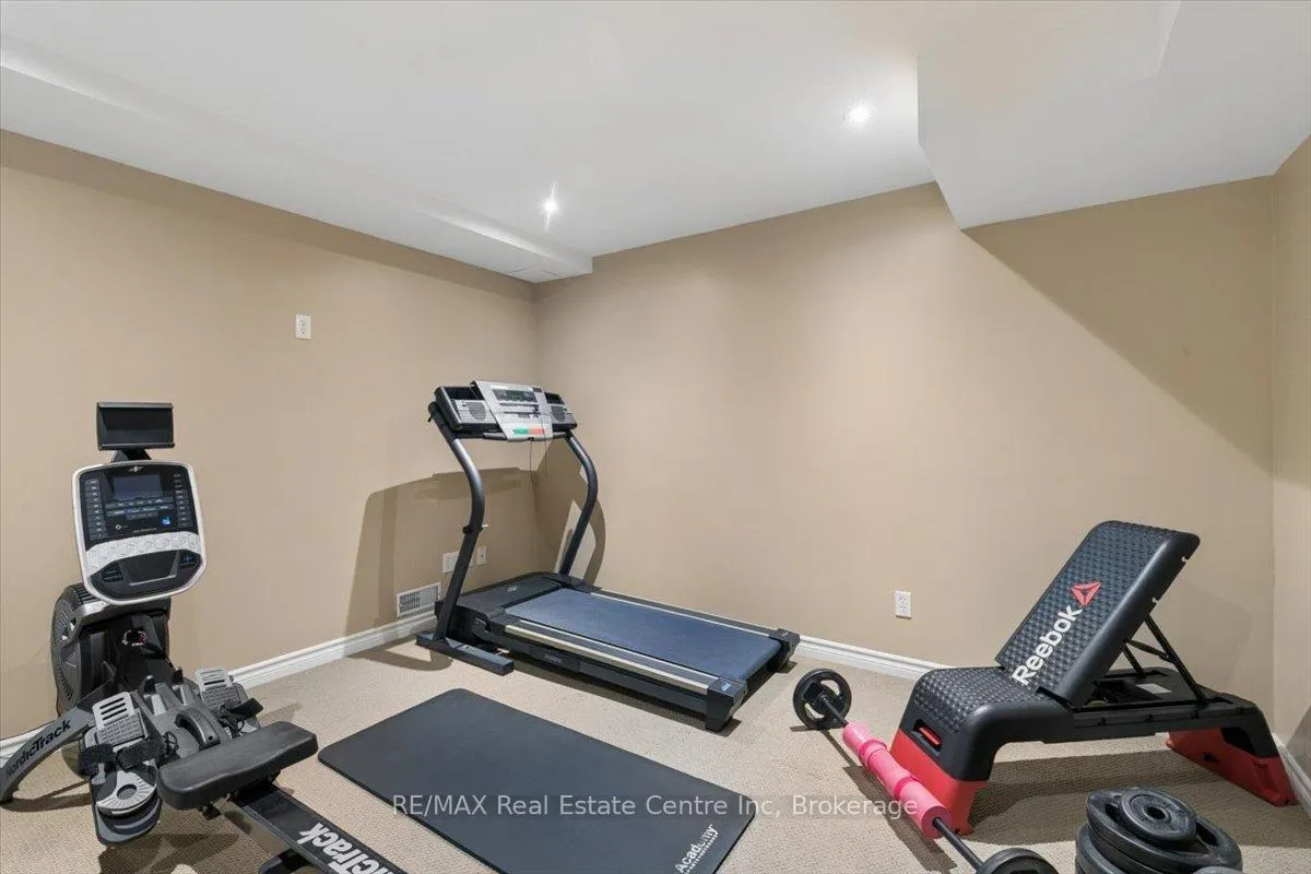 Photo 35 of 4 Marsh Crescent, Guelph, Pineridge/Westminster Woods — HOMEH