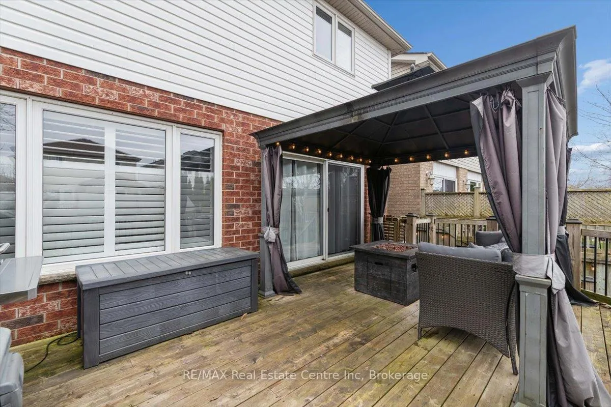 Photo 37 of 4 Marsh Crescent, Guelph, Pineridge/Westminster Woods — HOMEH
