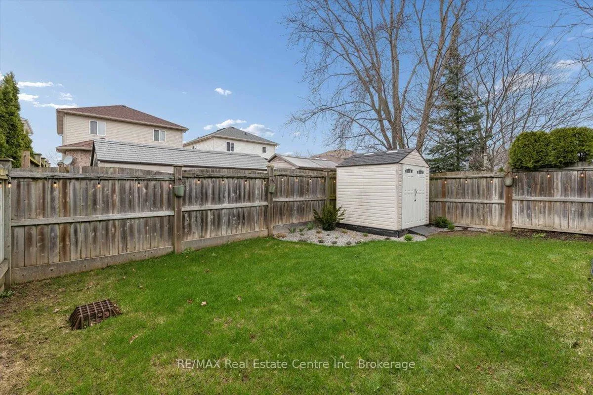 Photo 44 of 4 Marsh Crescent, Guelph, Pineridge/Westminster Woods — HOMEH