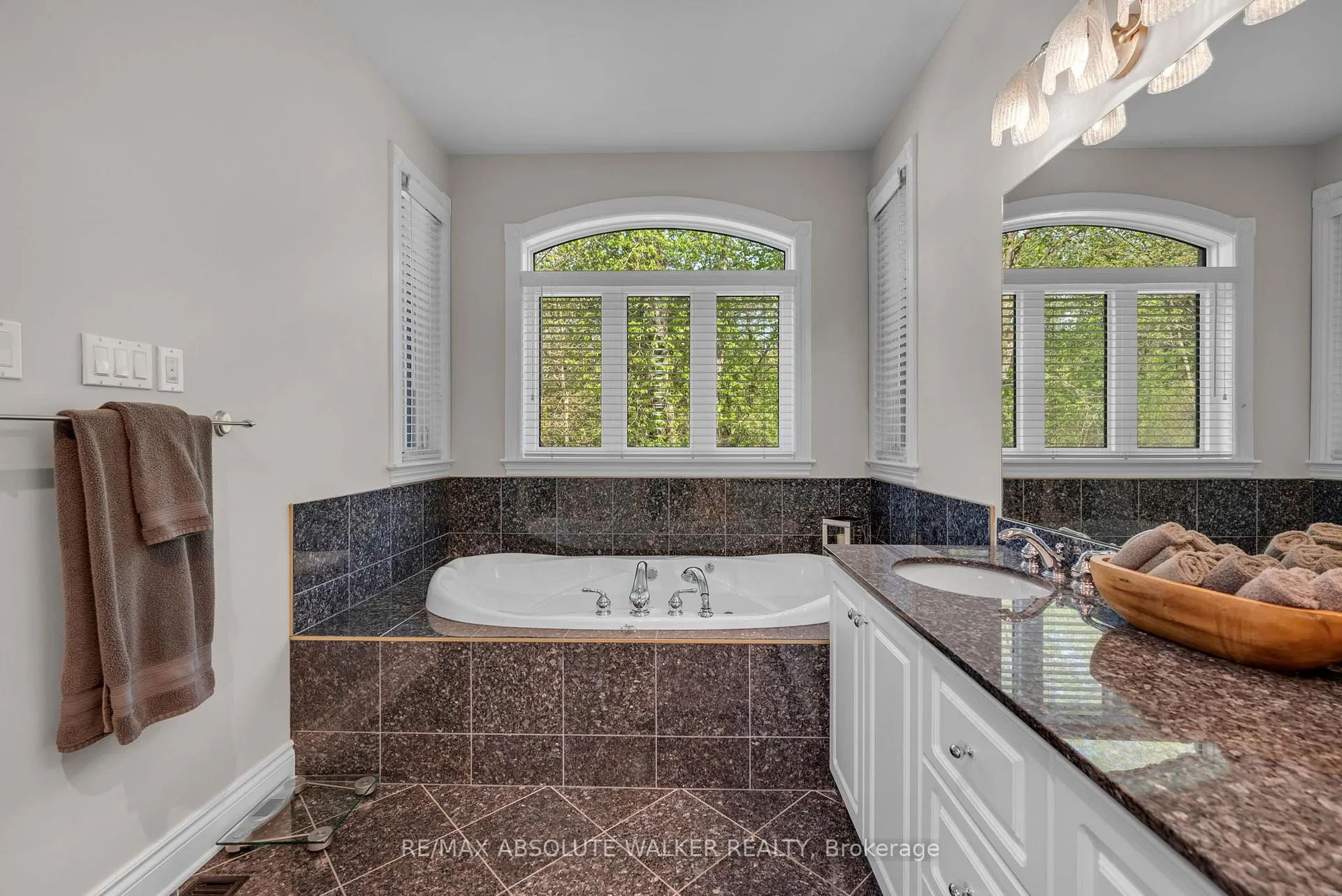 Photo 26 of 2501 Kearns Way, Ottawa, Osgoode Twp North of Reg Rd 6 — HOMEH