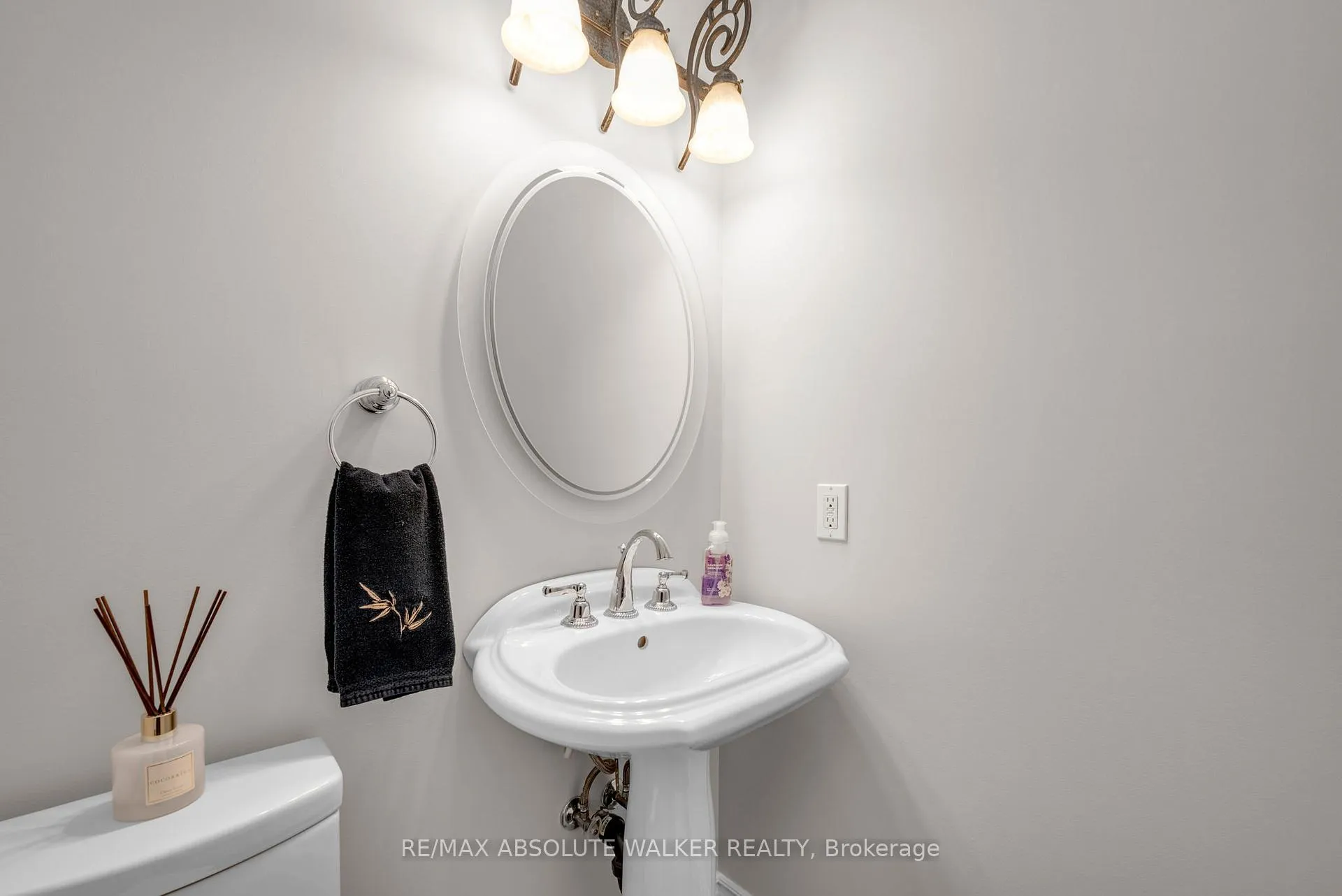 Photo 28 of 2501 Kearns Way, Ottawa, Osgoode Twp North of Reg Rd 6 — HOMEH