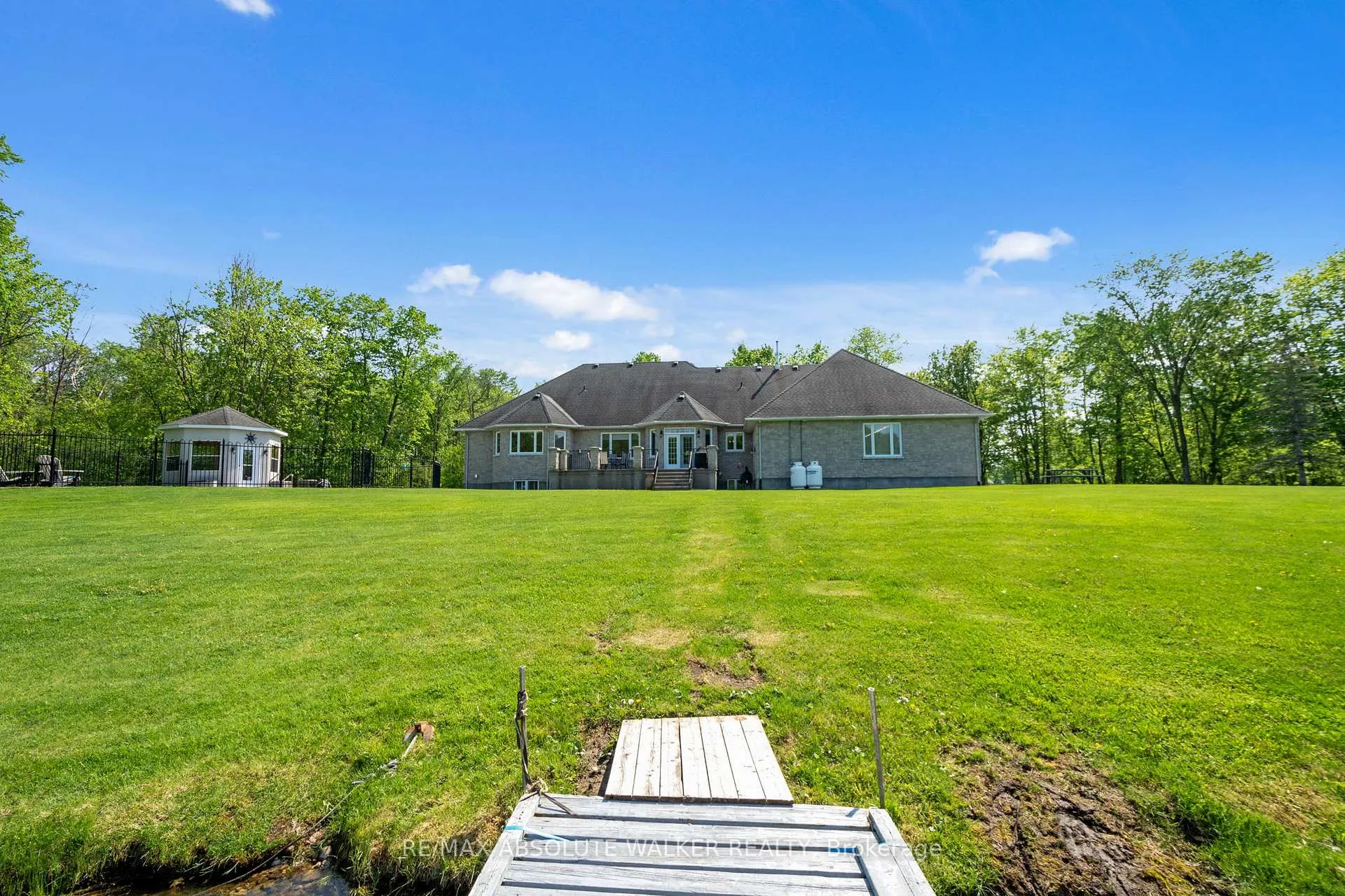 Photo 46 of 2501 Kearns Way, Ottawa, Osgoode Twp North of Reg Rd 6 — HOMEH