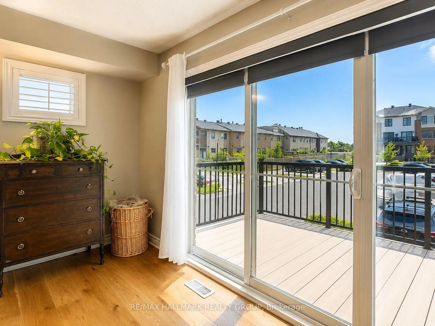 Photo 7 of 303A Des Tilleuls Private, Ottawa, Avalon West — HOMEH