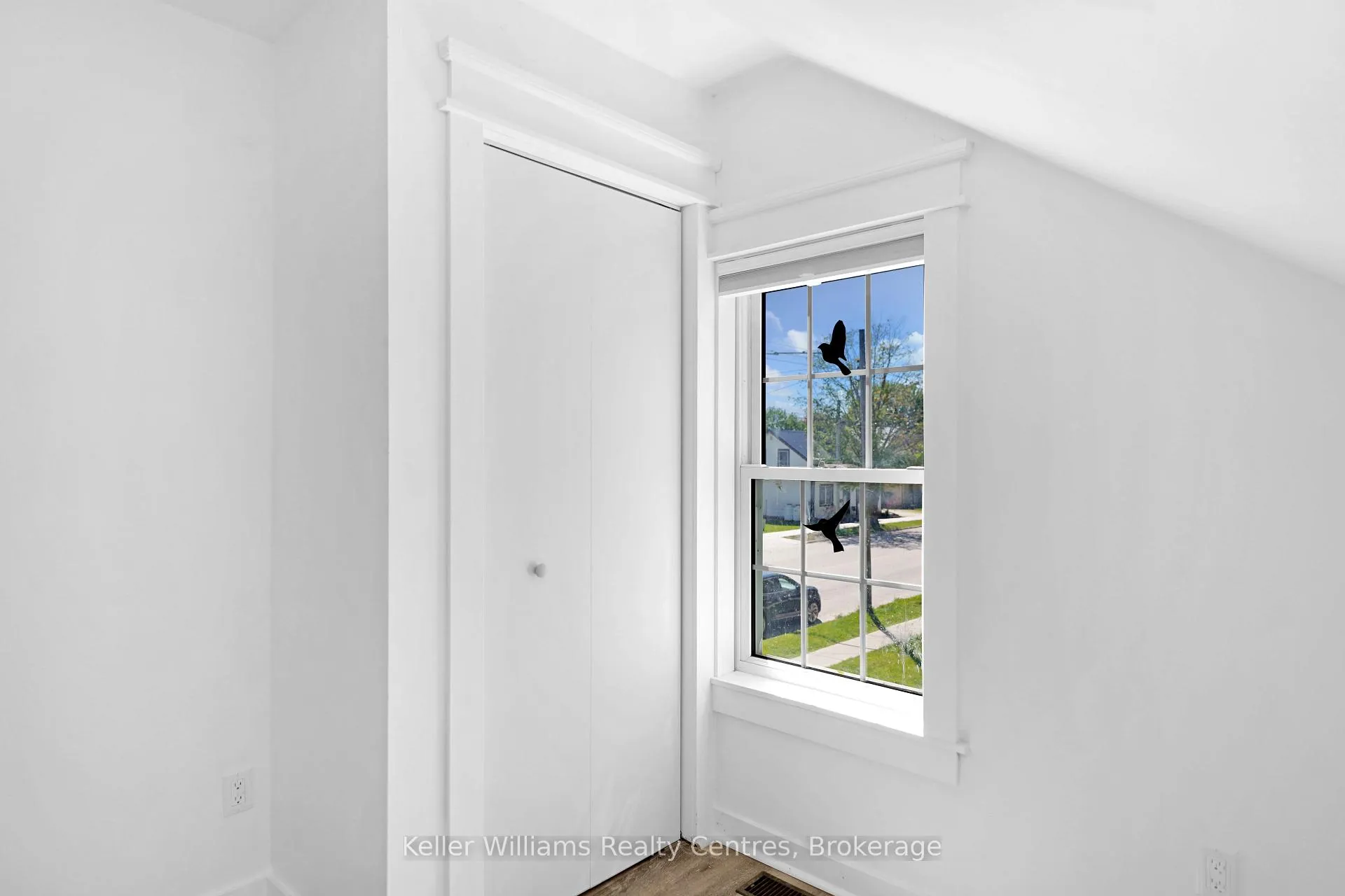 Photo 31 of 551 Louisa Street, West Grey — HOMEH