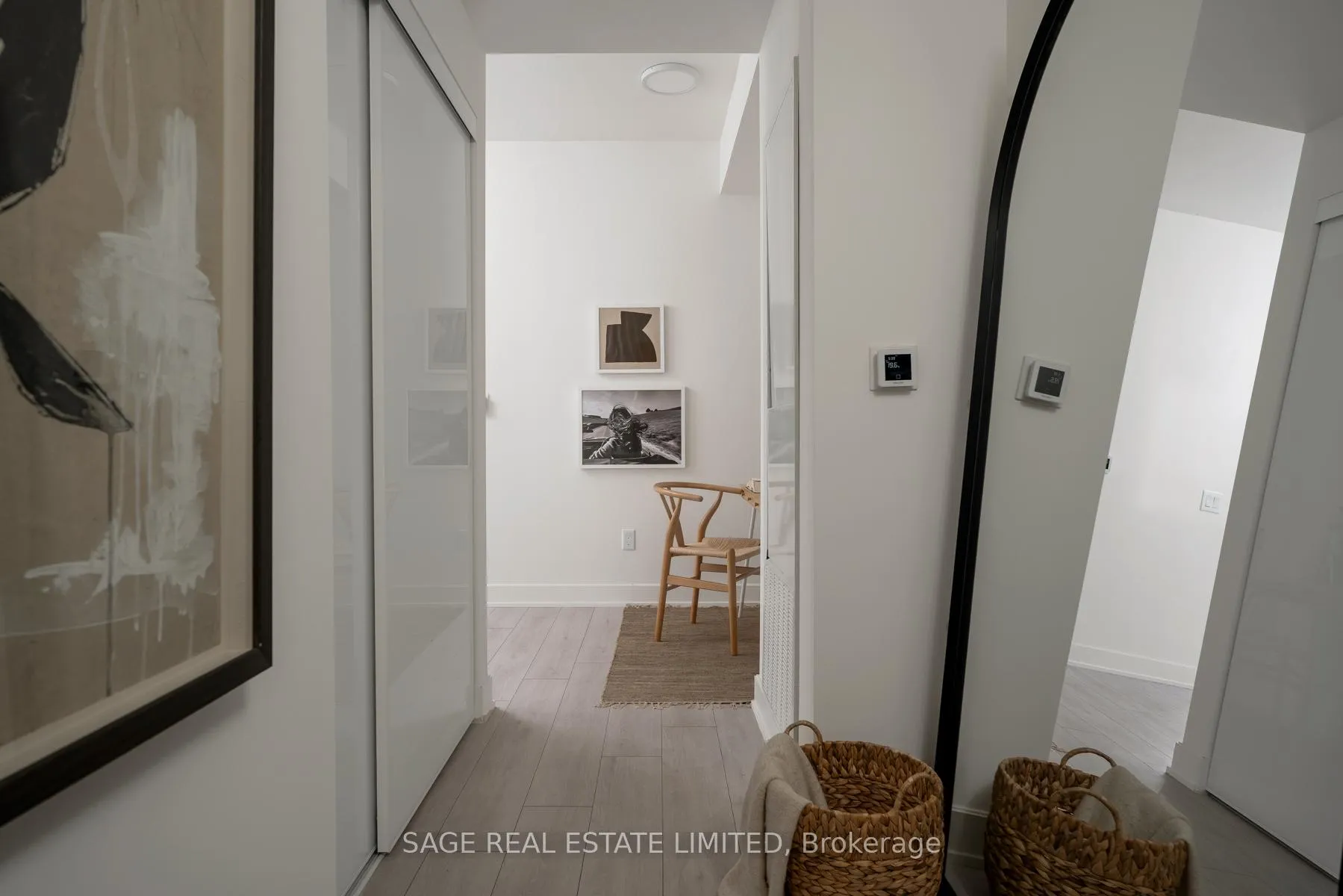 Photo 4 of Unit 1712, 35 Mercer Street, Toronto, Waterfront Communities — HOMEH