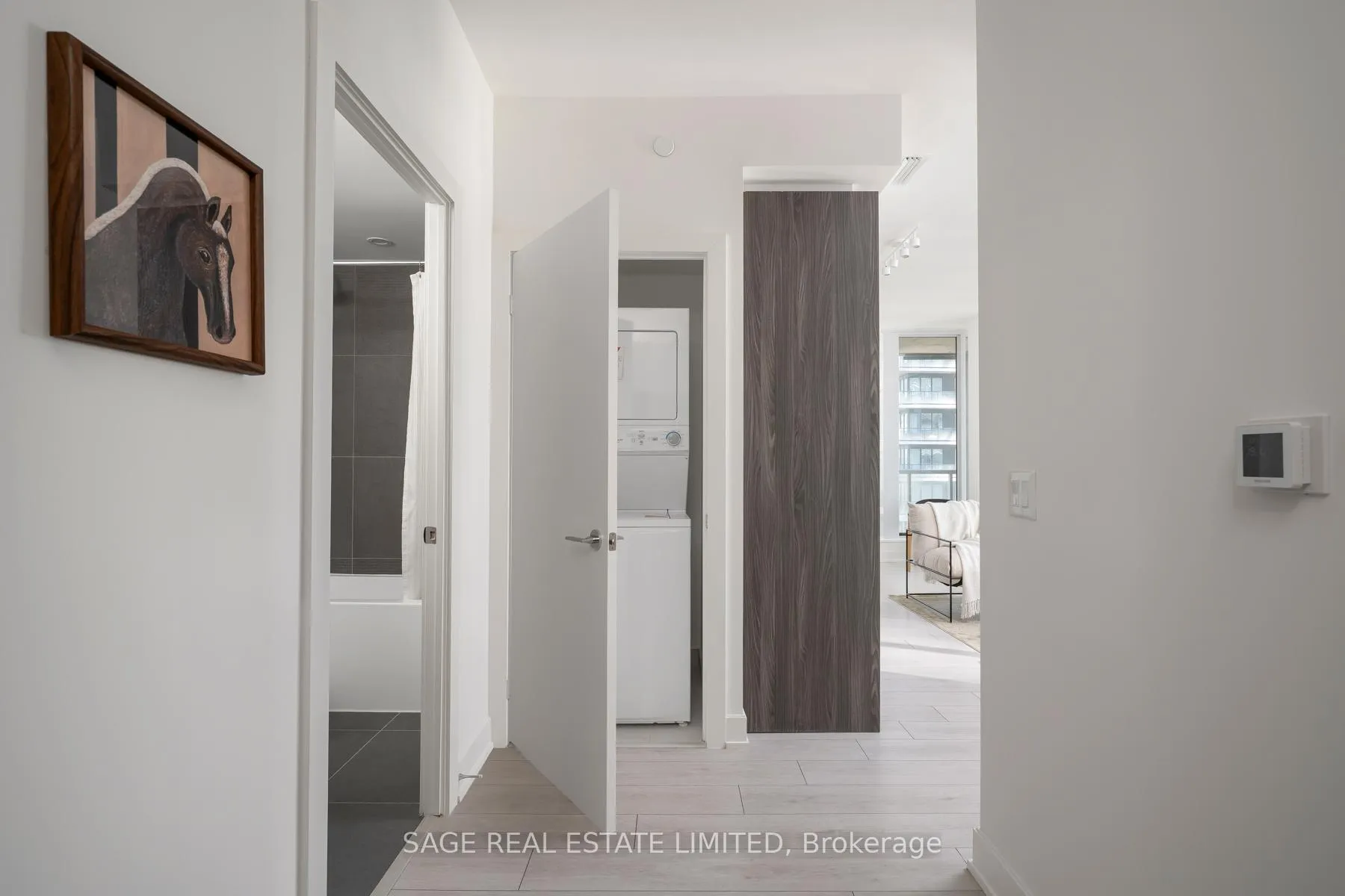 Photo 6 of Unit 1712, 35 Mercer Street, Toronto, Waterfront Communities — HOMEH