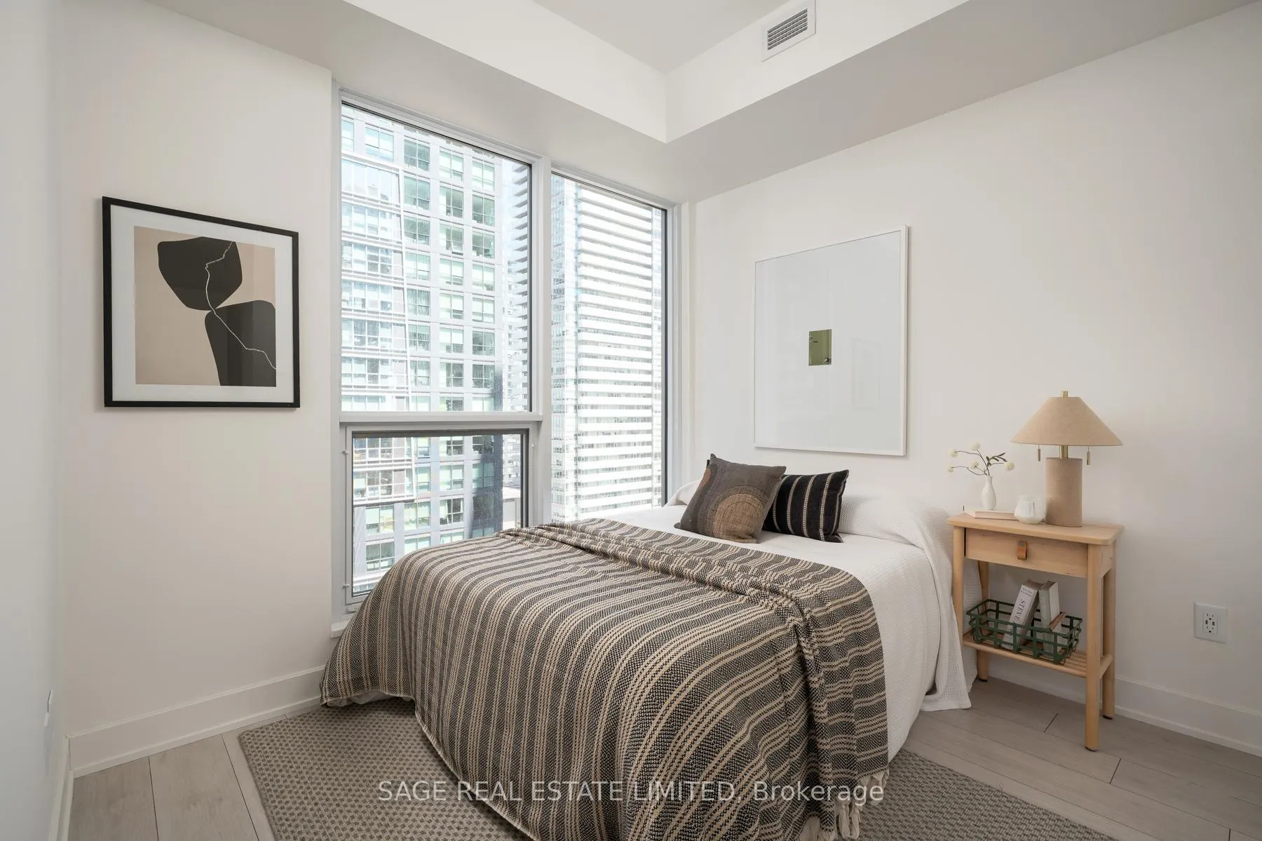 Photo 23 of Unit 1712, 35 Mercer Street, Toronto, Waterfront Communities — HOMEH
