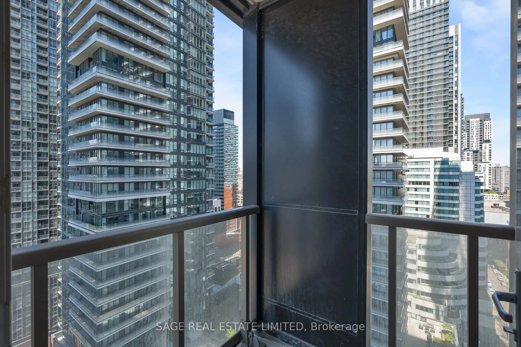 Photo 30 of Unit 1712, 35 Mercer Street, Toronto, Waterfront Communities — HOMEH