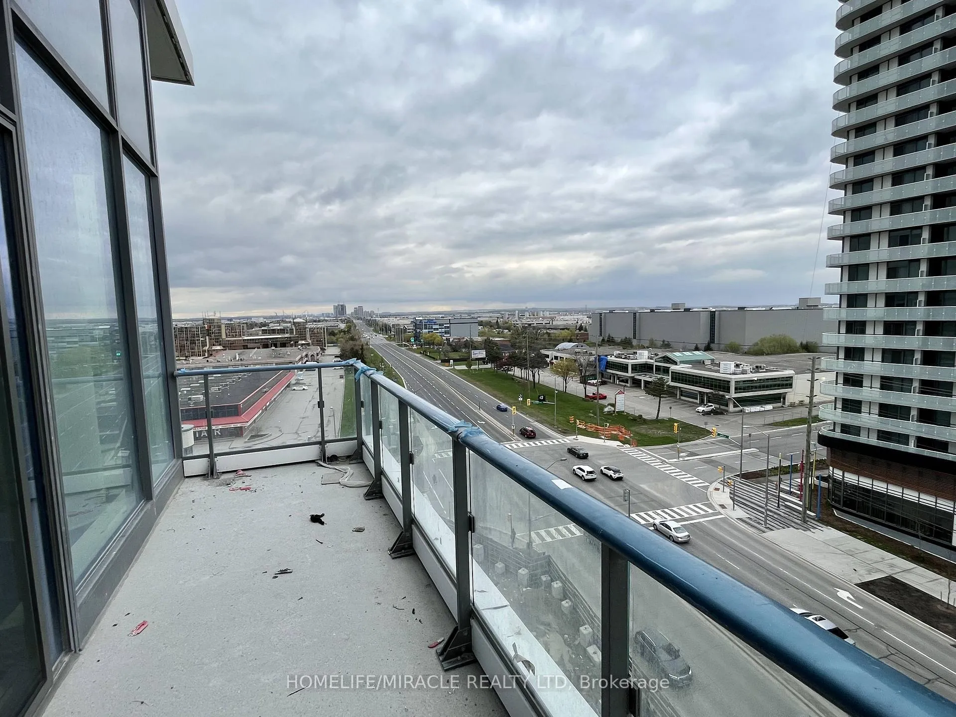 Photo 10 of Unit 806, 7890 Jane Street, Vaughan, Vaughan Corporate Centre — HOMEH