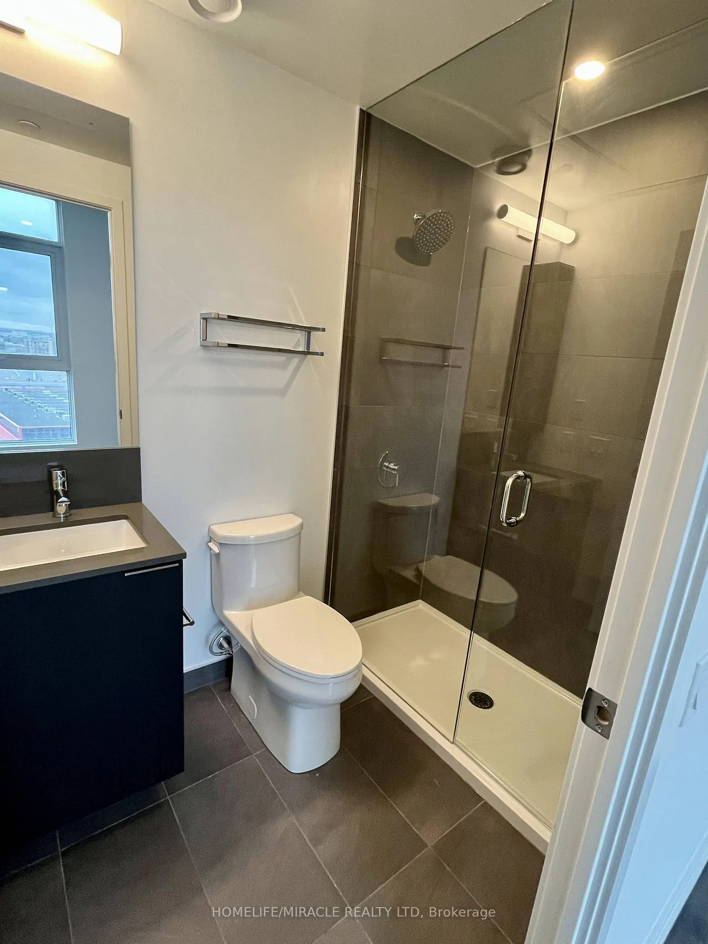 Photo 13 of Unit 806, 7890 Jane Street, Vaughan, Vaughan Corporate Centre — HOMEH
