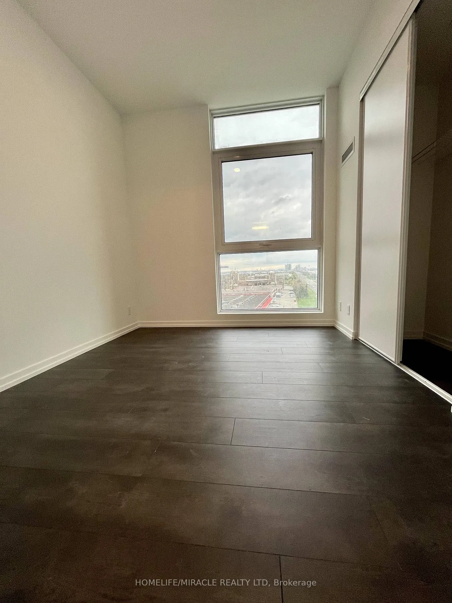 Photo 15 of Unit 806, 7890 Jane Street, Vaughan, Vaughan Corporate Centre — HOMEH