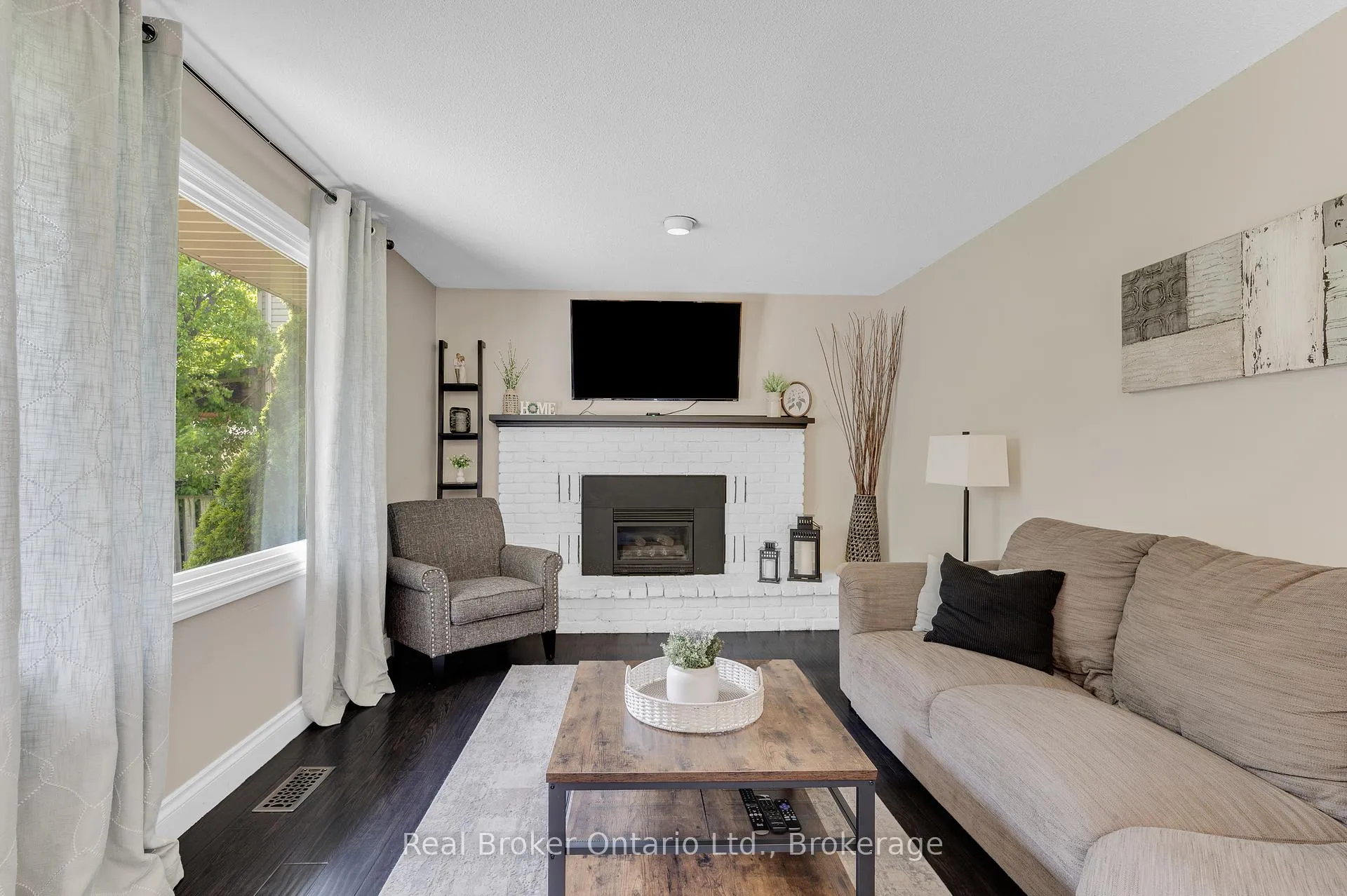 Photo 19 of 206 Athenia Drive, Hamilton, Stoney Creek Mountain — HOMEH