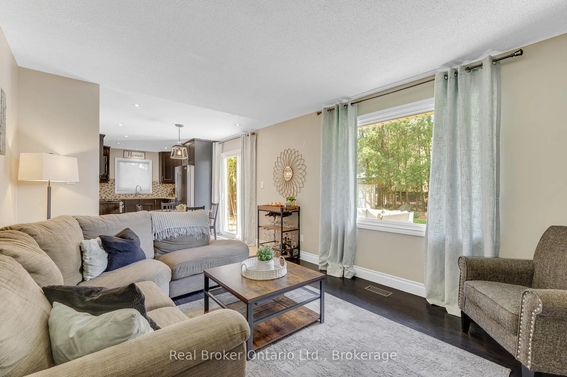 Photo 20 of 206 Athenia Drive, Hamilton, Stoney Creek Mountain — HOMEH