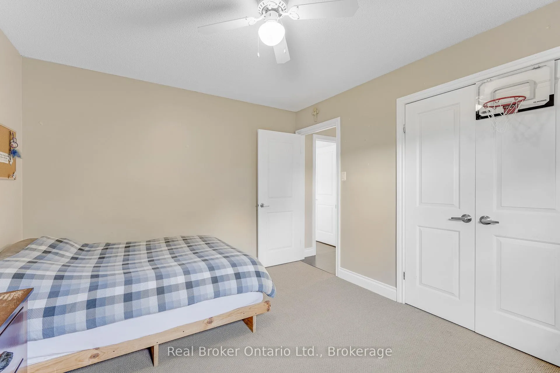 Photo 28 of 206 Athenia Drive, Hamilton, Stoney Creek Mountain — HOMEH