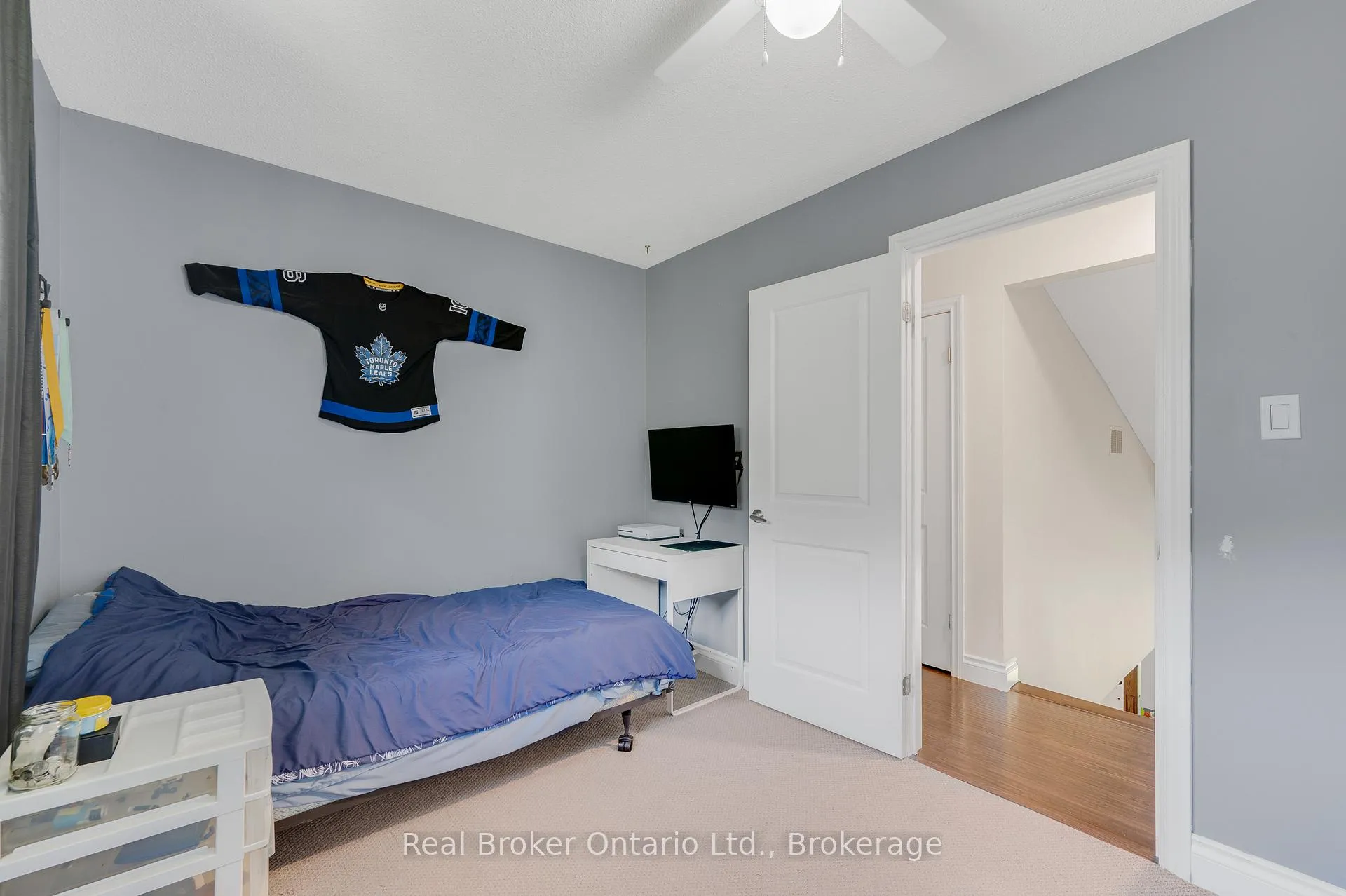 Photo 30 of 206 Athenia Drive, Hamilton, Stoney Creek Mountain — HOMEH