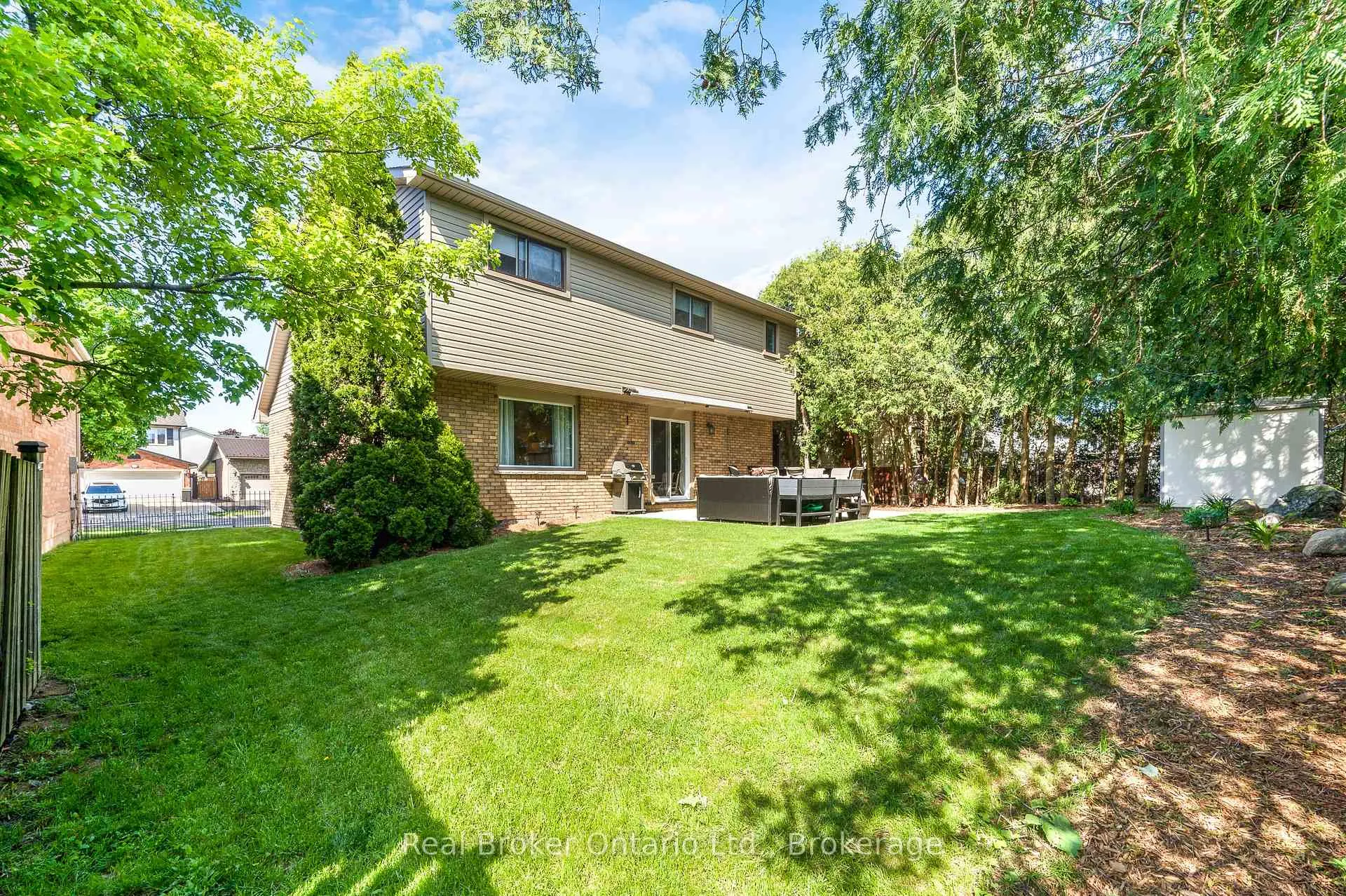 Photo 39 of 206 Athenia Drive, Hamilton, Stoney Creek Mountain — HOMEH