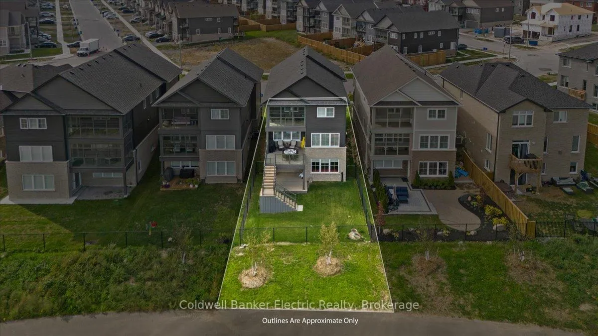 Photo 50 of 78 York Drive, Peterborough, Monaghan Ward 2 — HOMEH