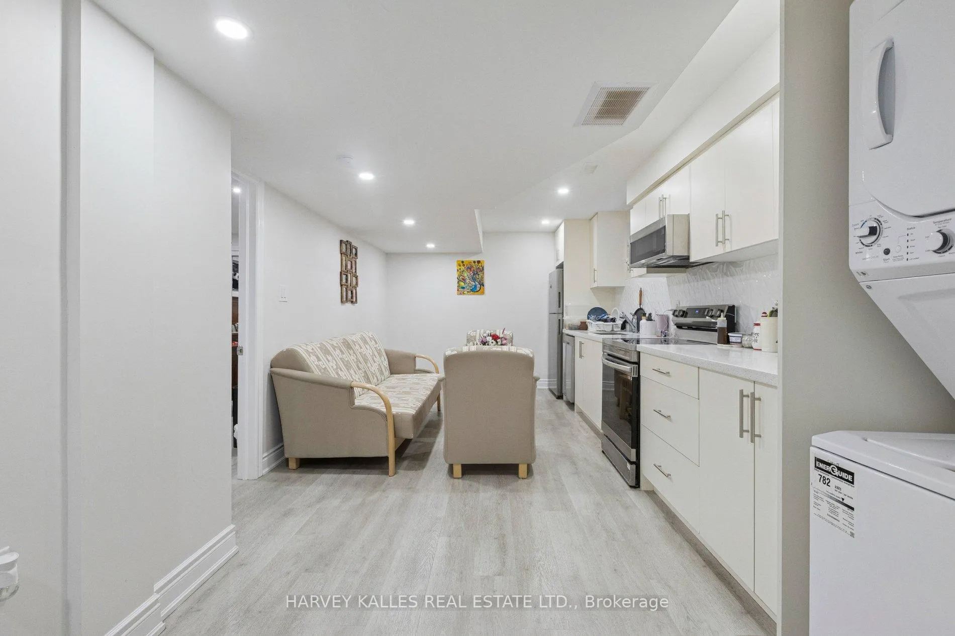 Photo 36 of 409 Tealby Crescent, Waterloo, Colonial Acres — HOMEH