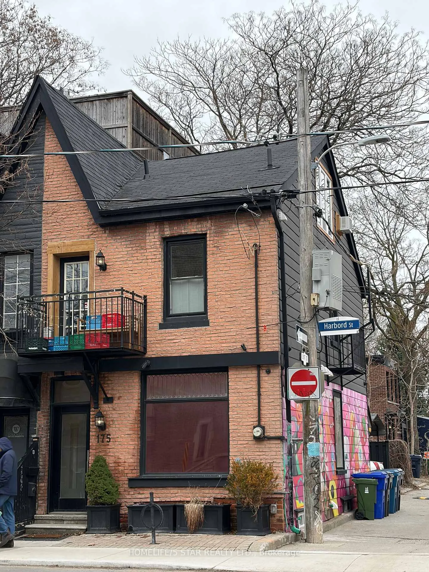 Photo 1 of Unit Bsmt Apt, 175 Harbord Street, Toronto, University — HOMEH