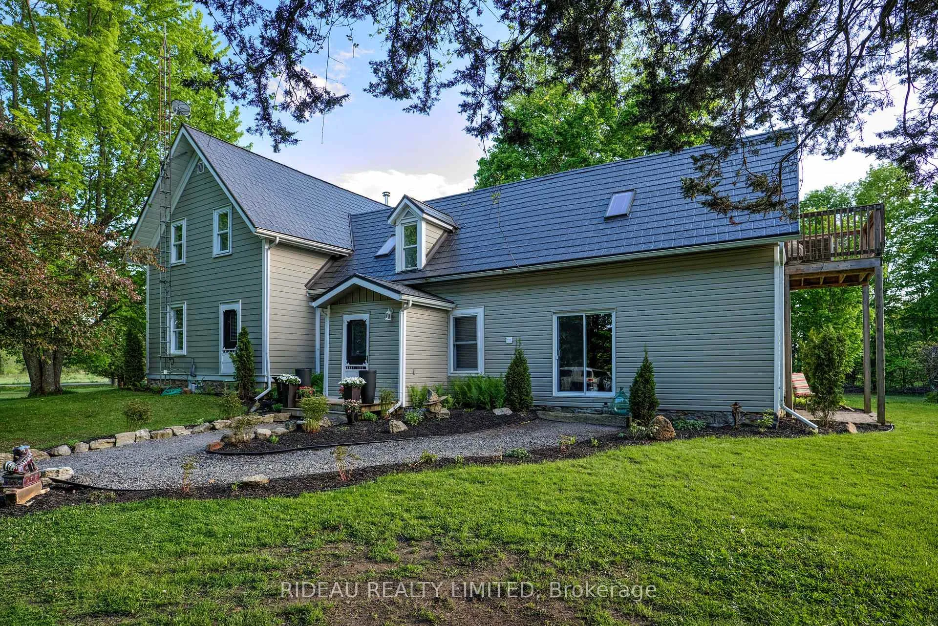 Photo 1 of 784 Mccann Road, Rideau Lakes, Rideau Lakes (North Crosby) Twp — HOMEH