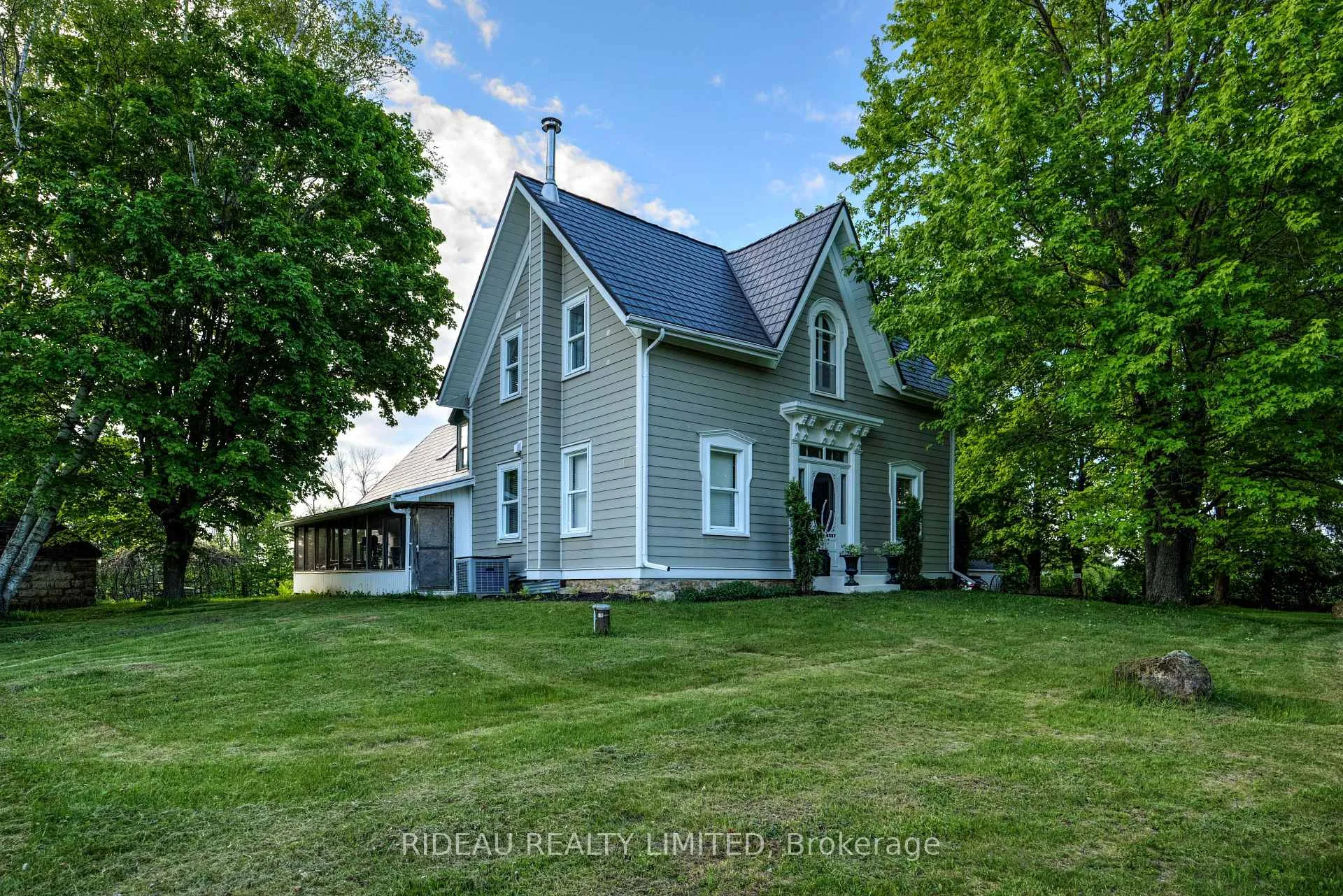 Photo 2 of 784 Mccann Road, Rideau Lakes, Rideau Lakes (North Crosby) Twp — HOMEH