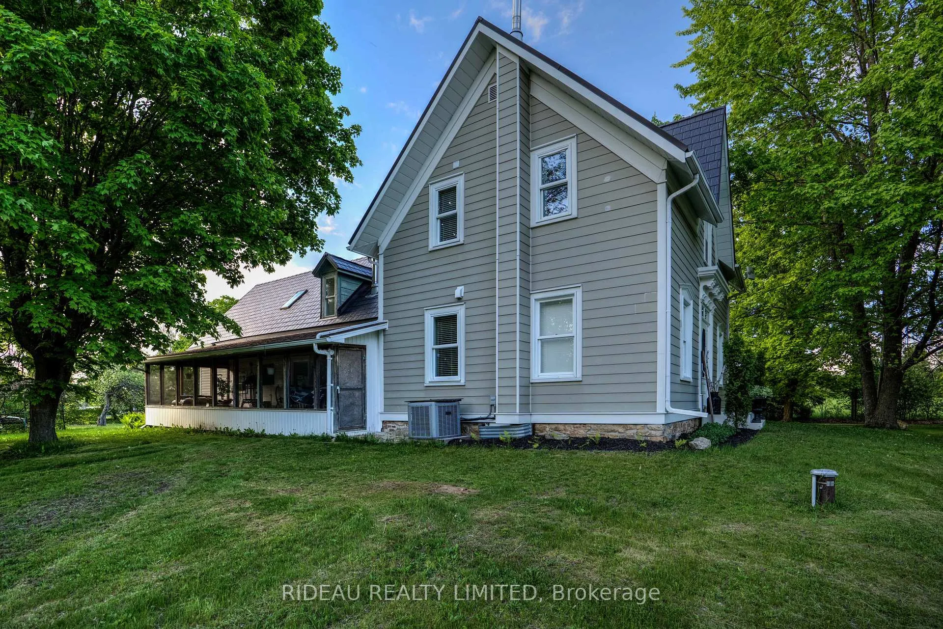 Photo 3 of 784 Mccann Road, Rideau Lakes, Rideau Lakes (North Crosby) Twp — HOMEH