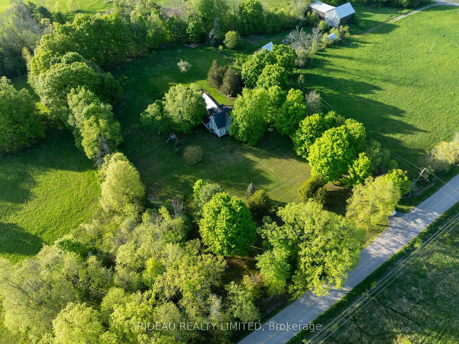 Photo 6 of 784 Mccann Road, Rideau Lakes, Rideau Lakes (North Crosby) Twp — HOMEH