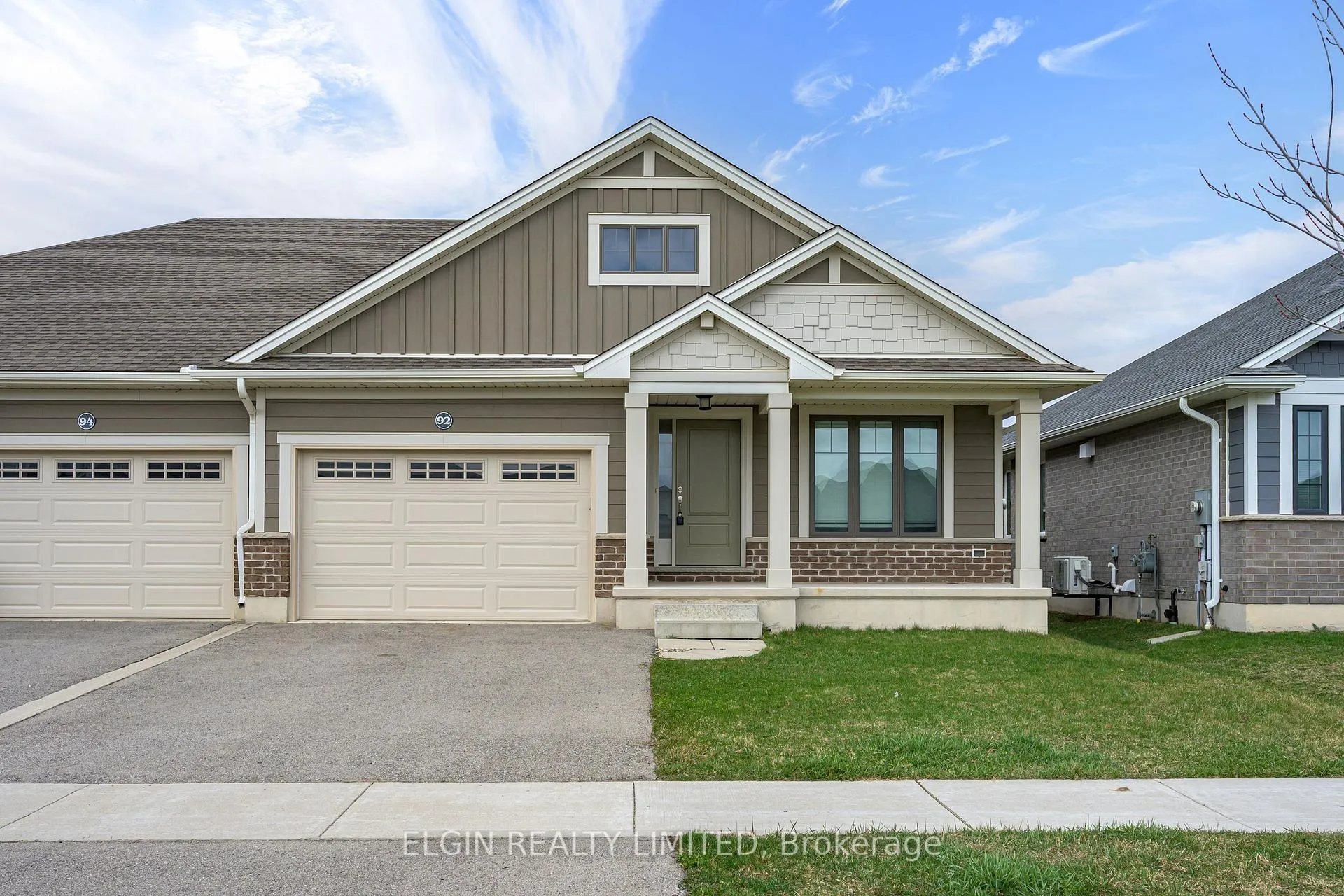 Front of 92 Renaissance Drive