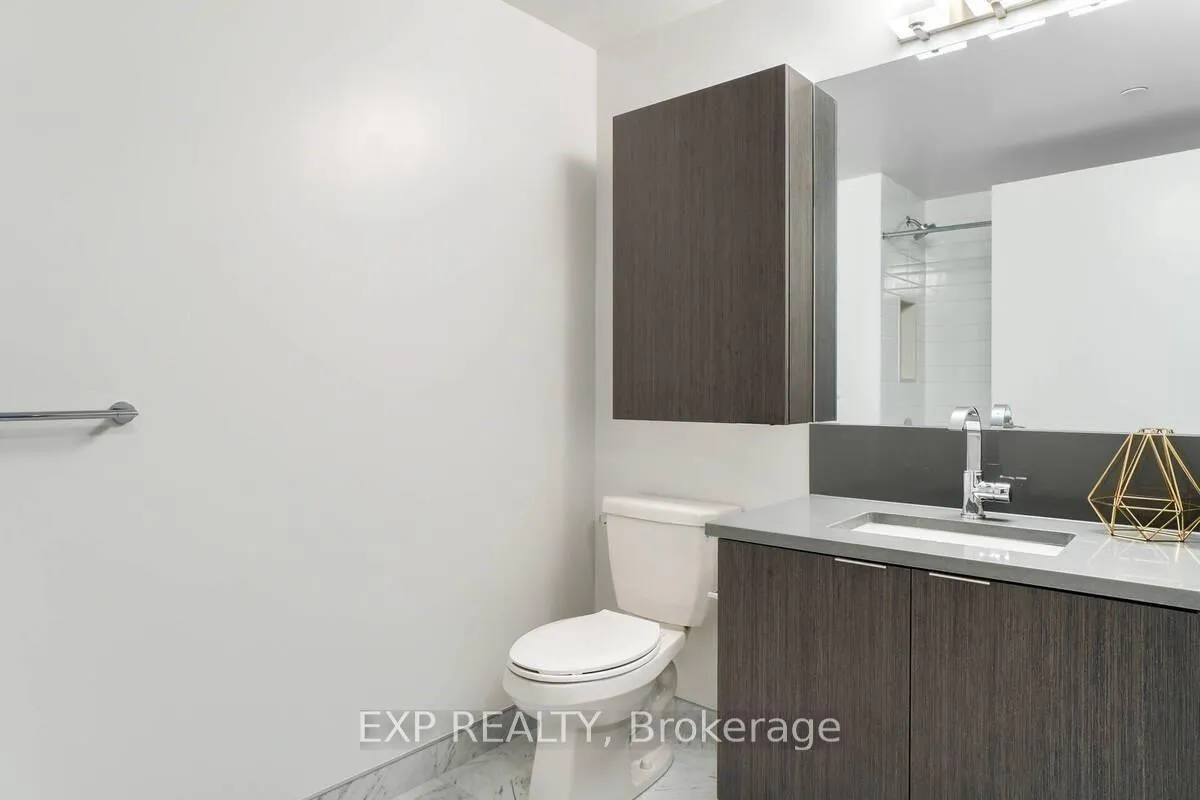 Photo 26 of Unit 813, 38 Iannuzzi Street, Toronto, Niagara — HOMEH