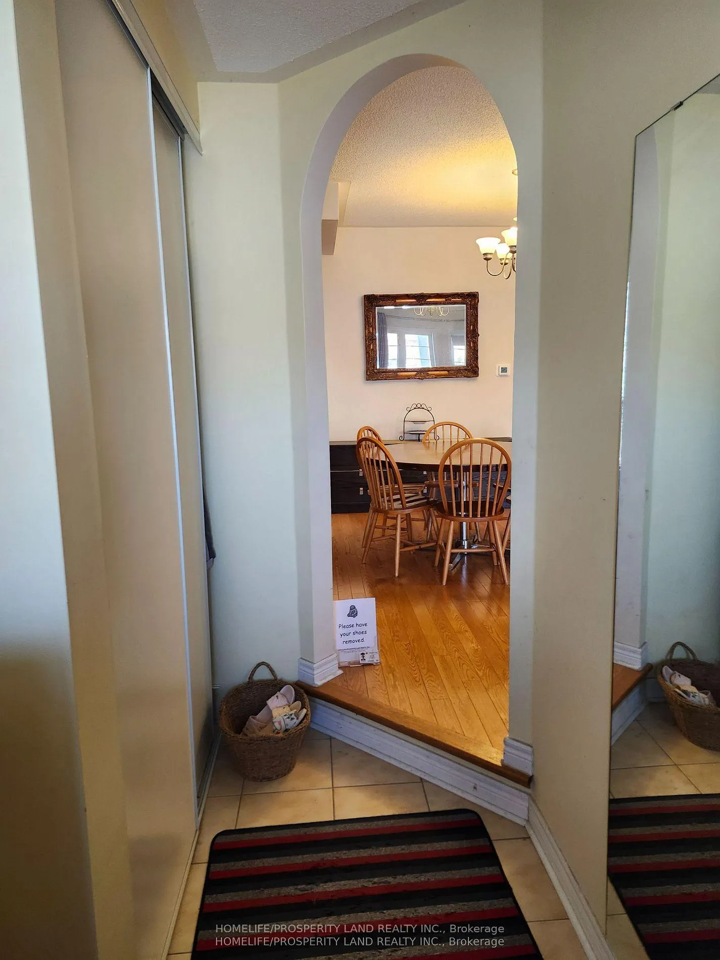 Photo 2 of 25 Olivia Drive, Markham, Berczy — HOMEH