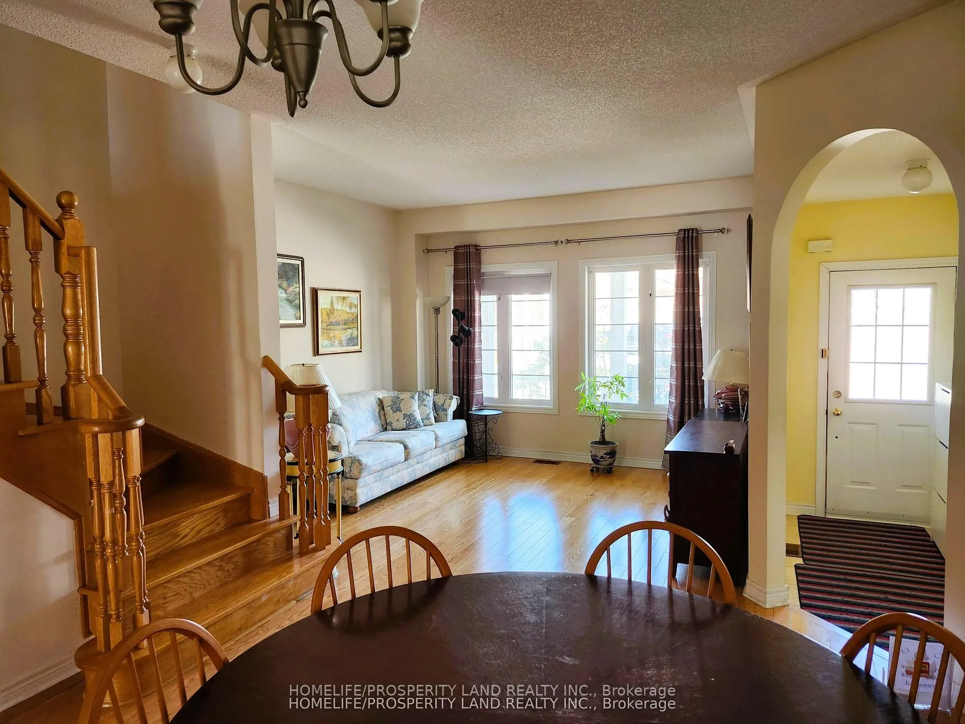 Photo 5 of 25 Olivia Drive, Markham, Berczy — HOMEH