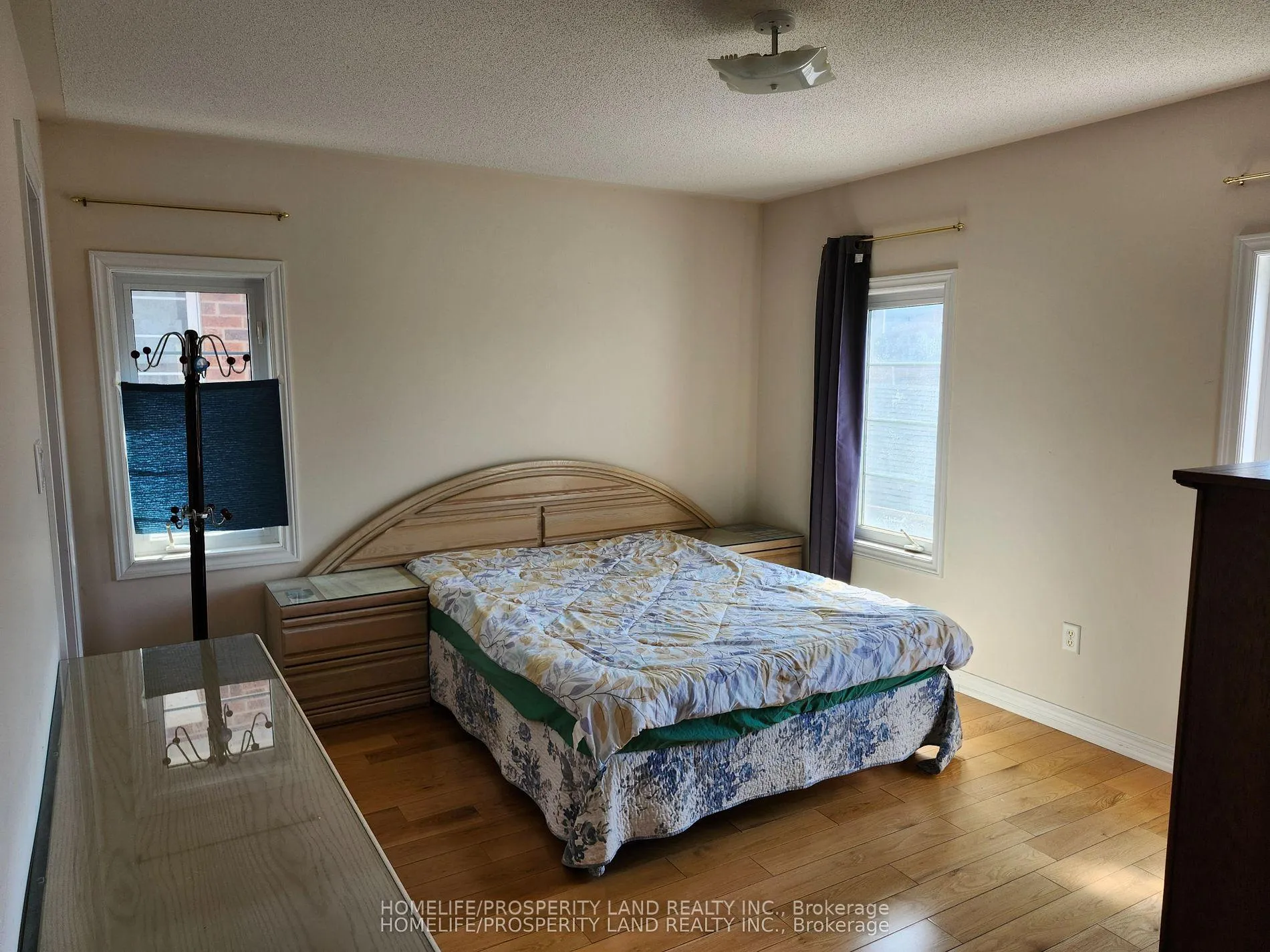 Photo 14 of 25 Olivia Drive, Markham, Berczy — HOMEH