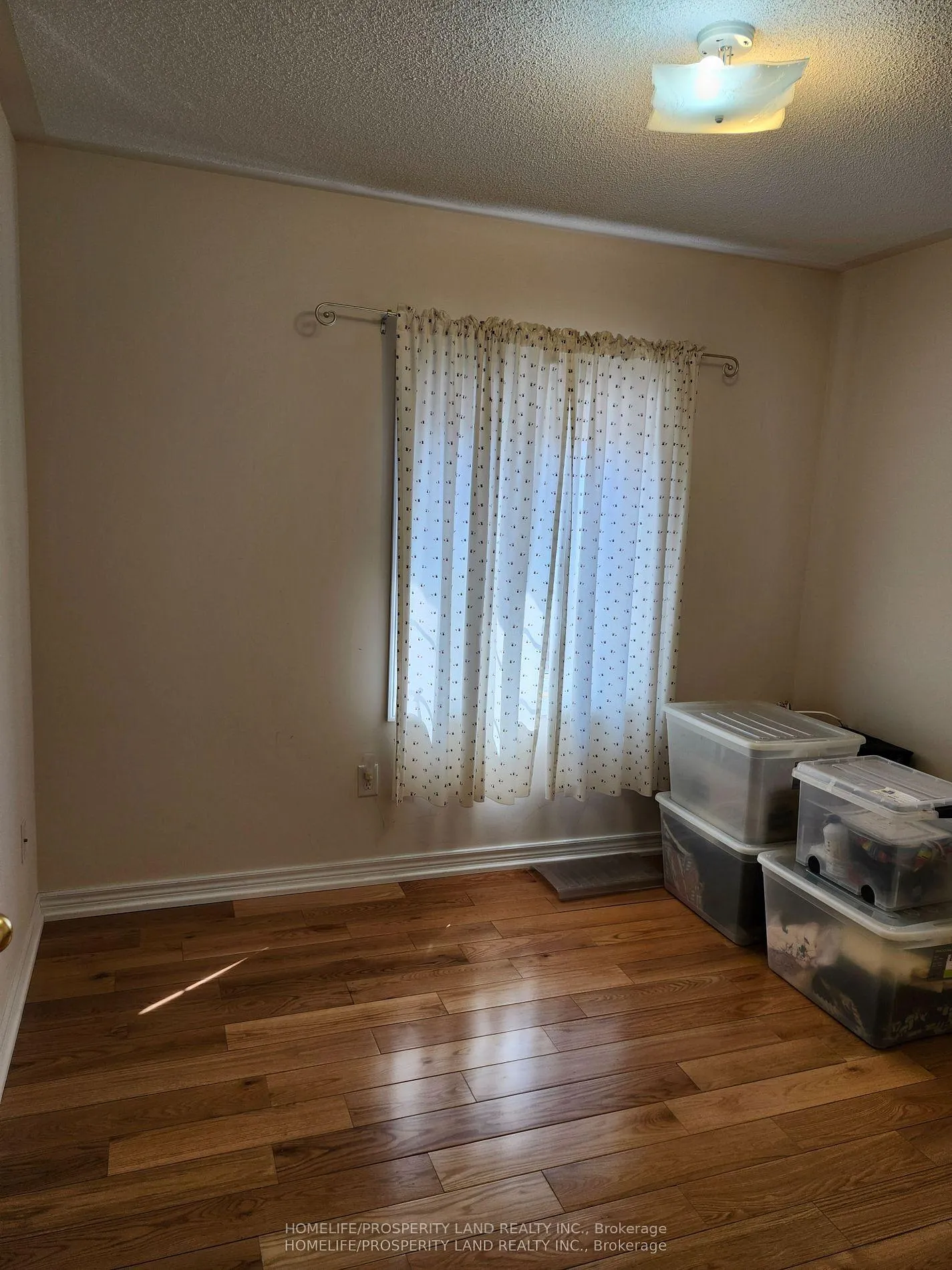 Photo 16 of 25 Olivia Drive, Markham, Berczy — HOMEH