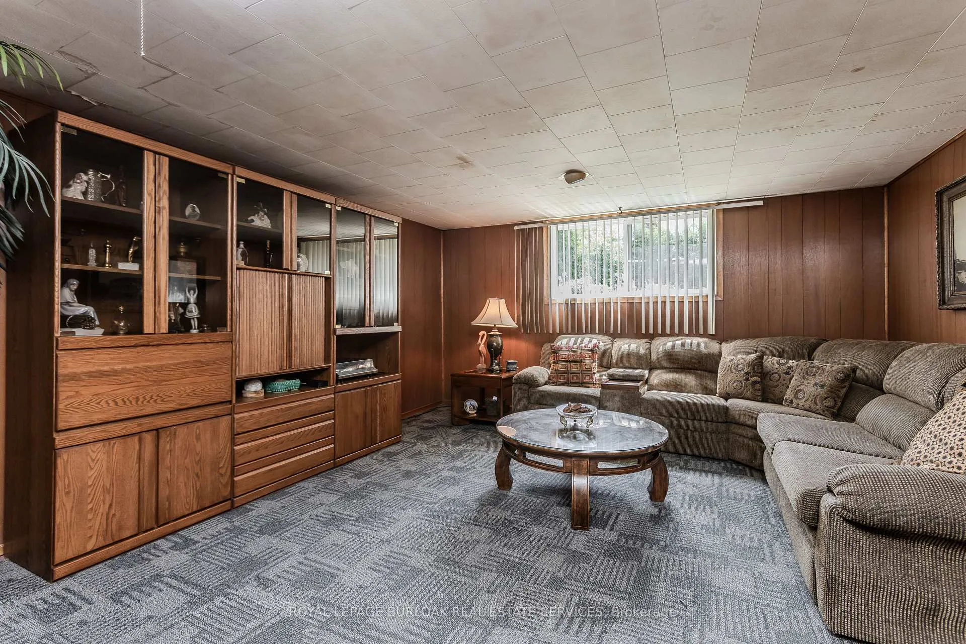 Photo 17 of 643 Artreva Crescent, Burlington, Shoreacres — HOMEH